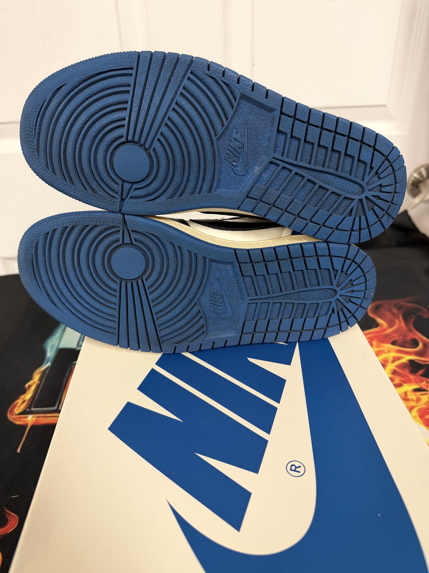 JORDAN 1 LOW TRAVIS SCOTT FRAGMENT