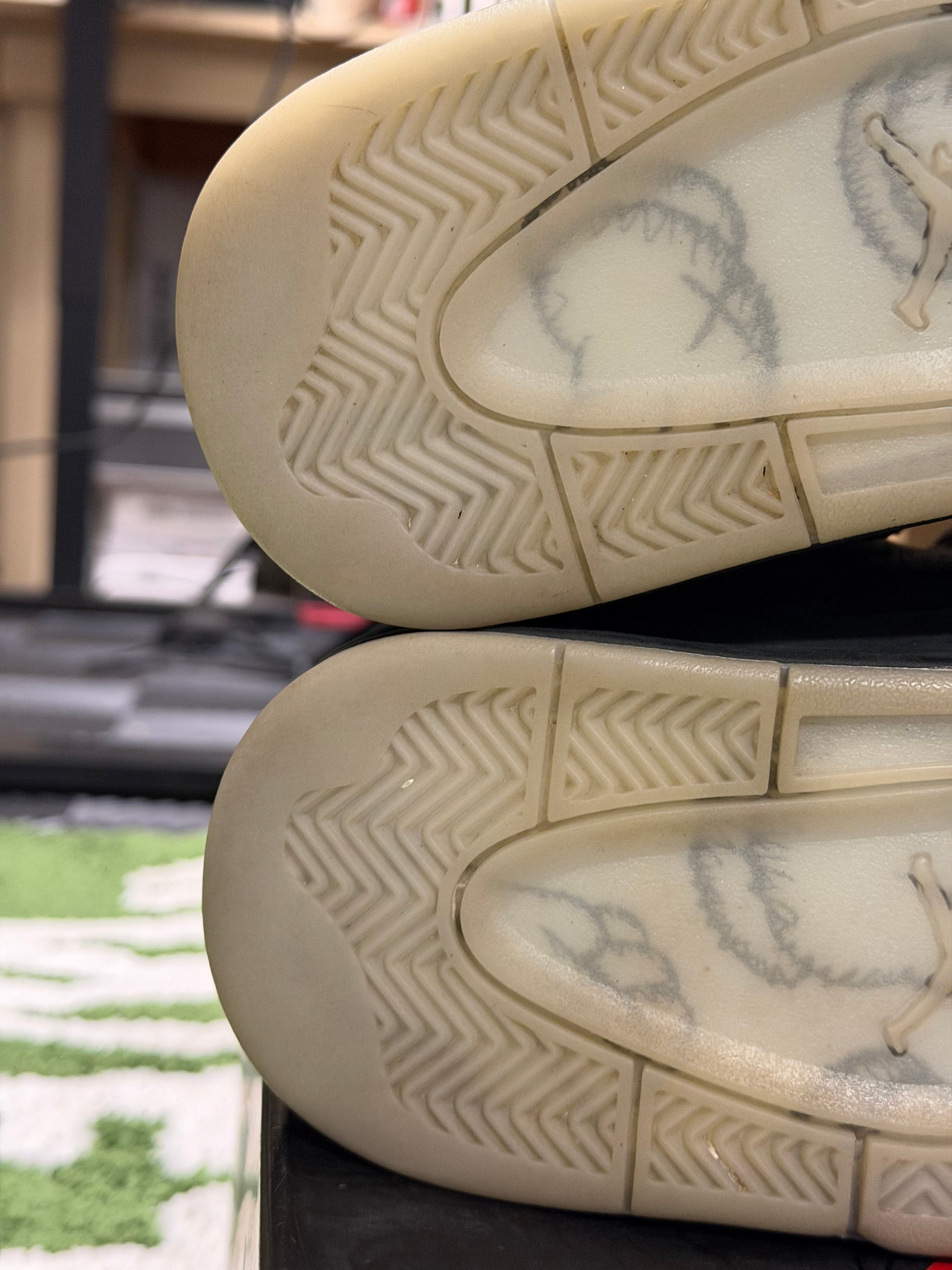 Jordan 4 Retro Kaws Black