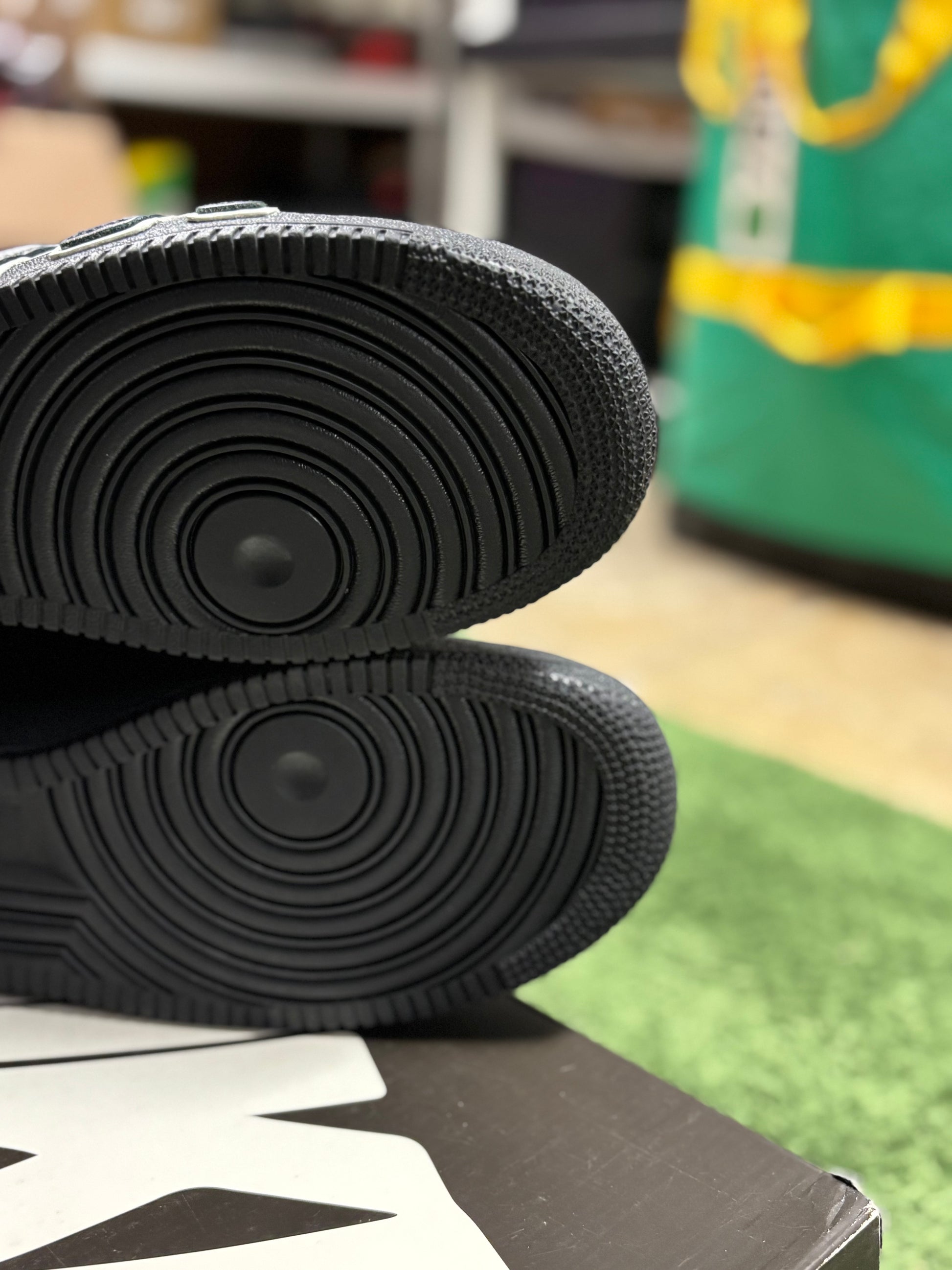 Nike Air Force 1 Low Cactus Plant Flea Market Black (2024)