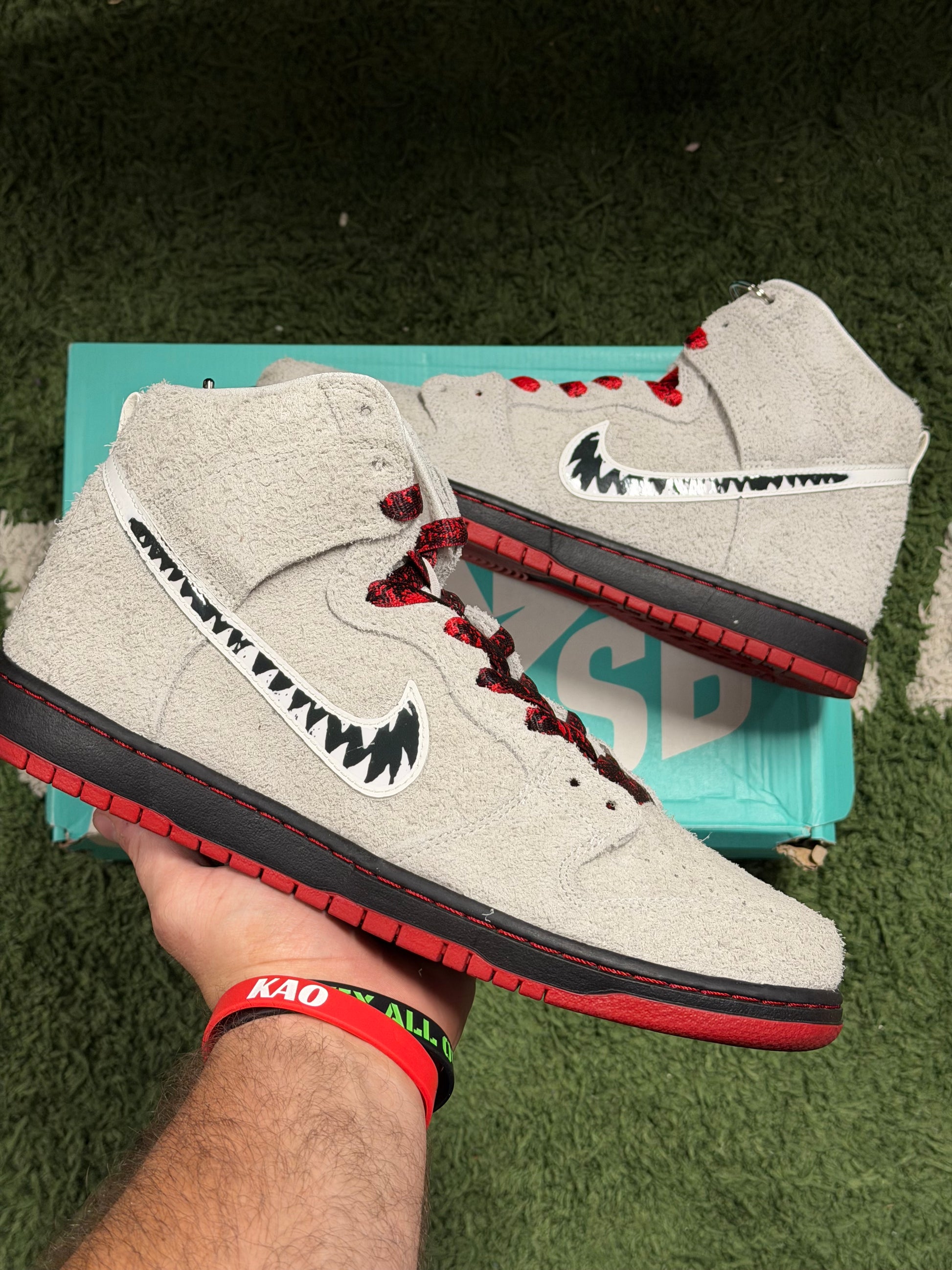 Nike SB Dunk High Wolf In Sheep's Clothing (Deluxe Set W/ Accessories)