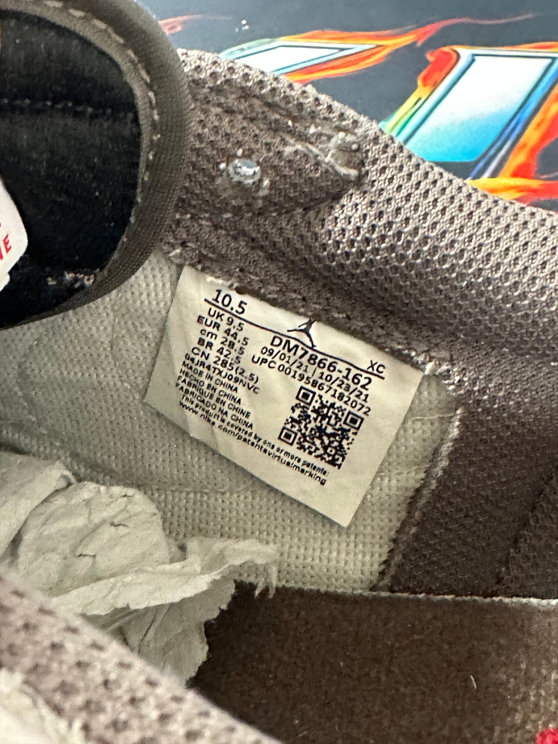 JORDAN 1 LOW TRAVIS SCOTT REVERSE MOCHA