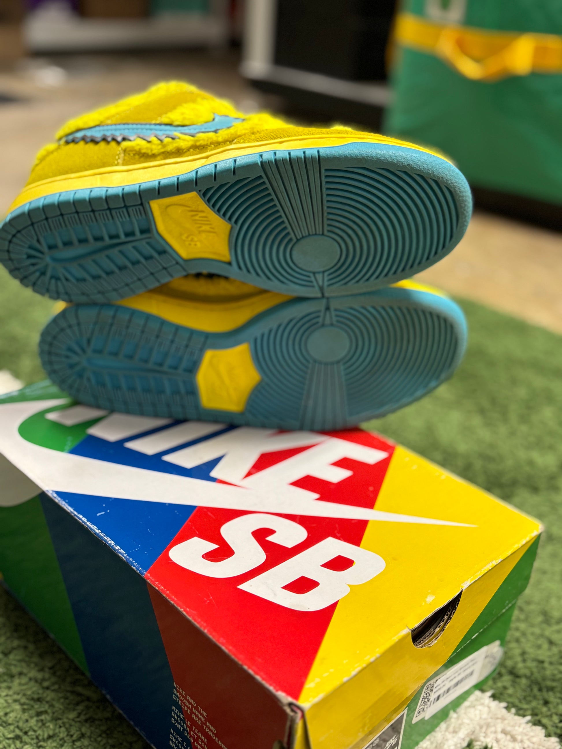 Nike SB Dunk Low Grateful Dead Bears Opti Yellow