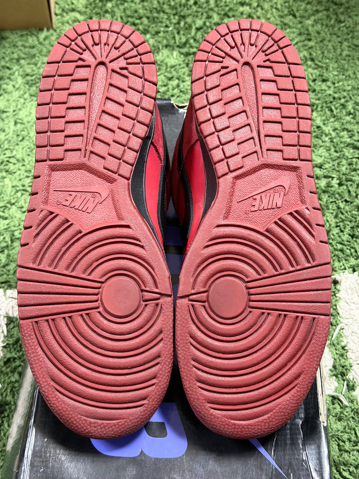 Nike SB Dunk Low Milli Vanilli