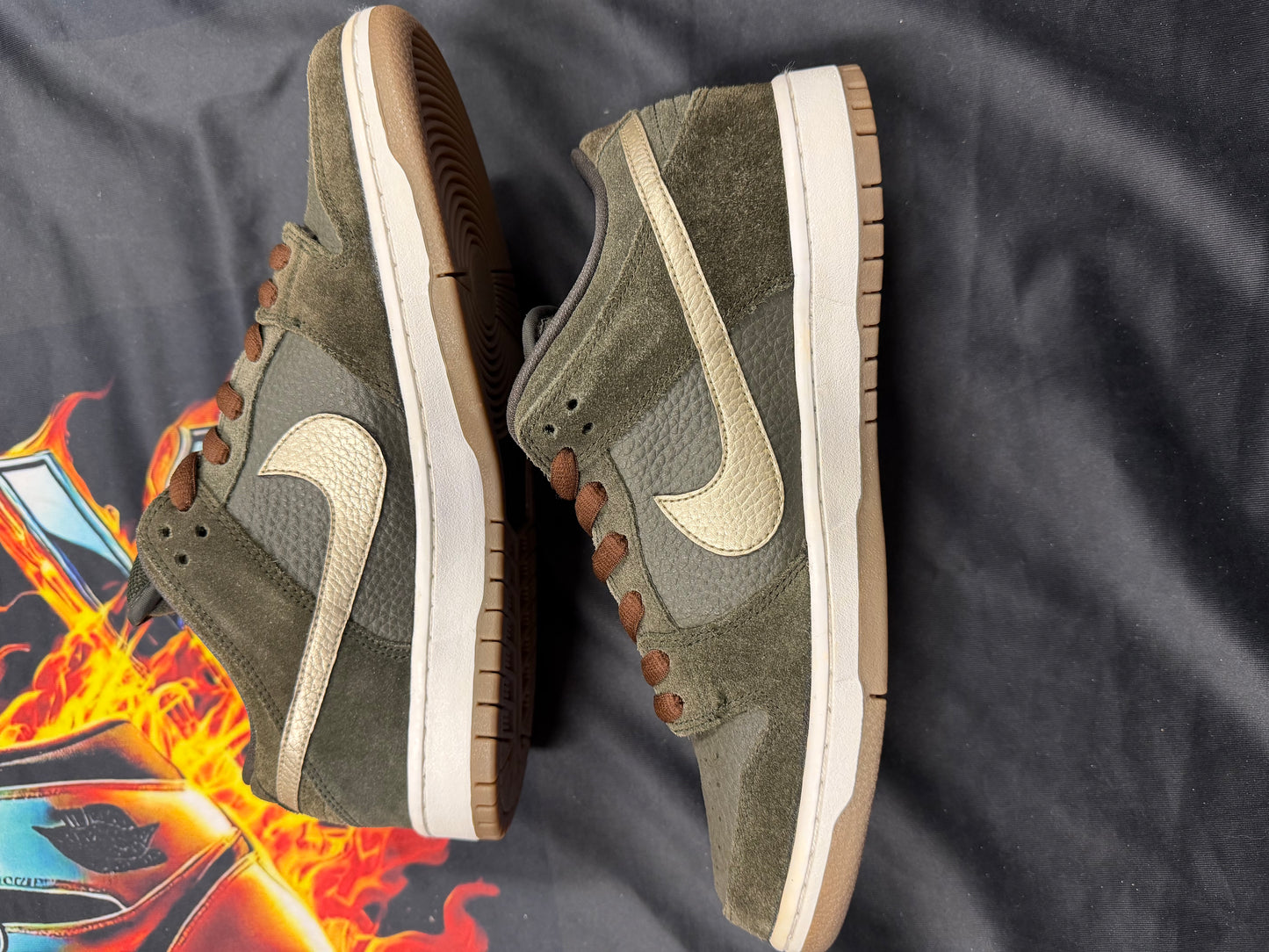 NIKE SB DUNK LOW SEQUOIA WHITE GUM