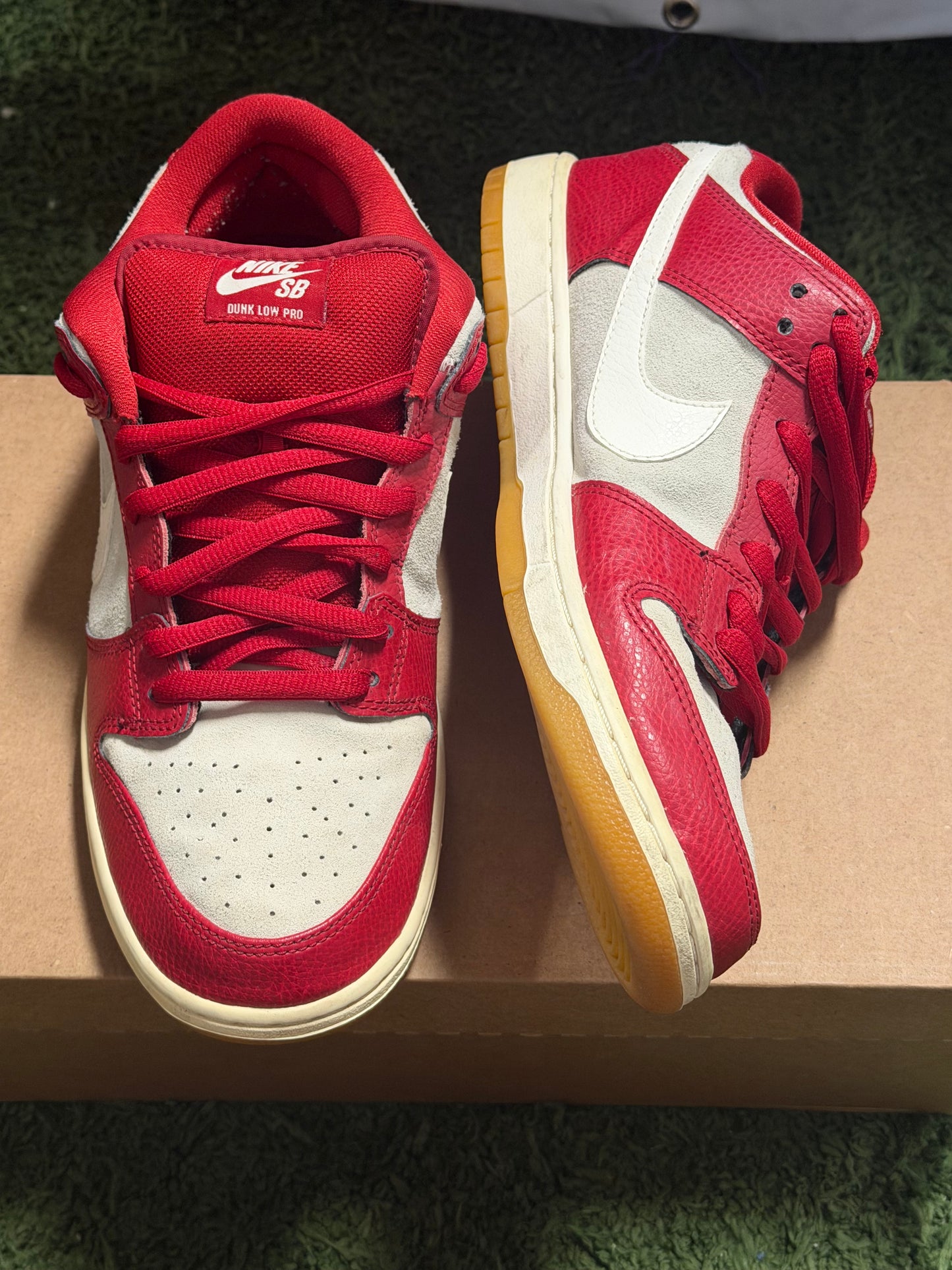 Nike SB Dunk Low Valentine's Day (2015)