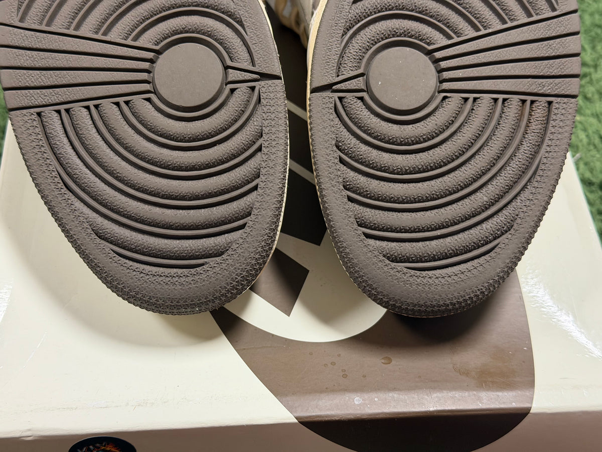 Jordan 1 Retro Low OG SP Travis Scott Reverse Mocha