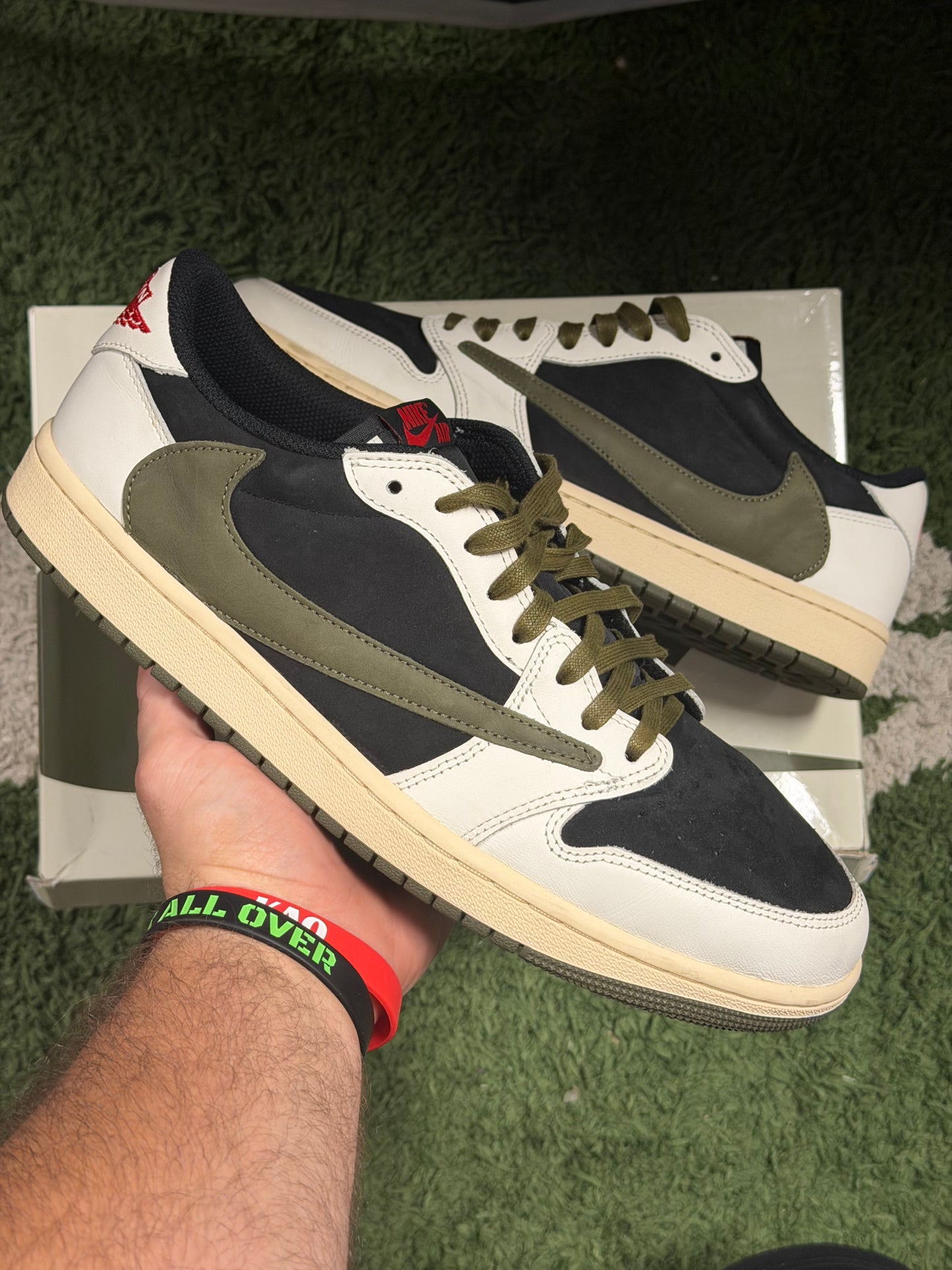 Jordan 1 Retro Low OG SP Travis Scott Olive (Women's)