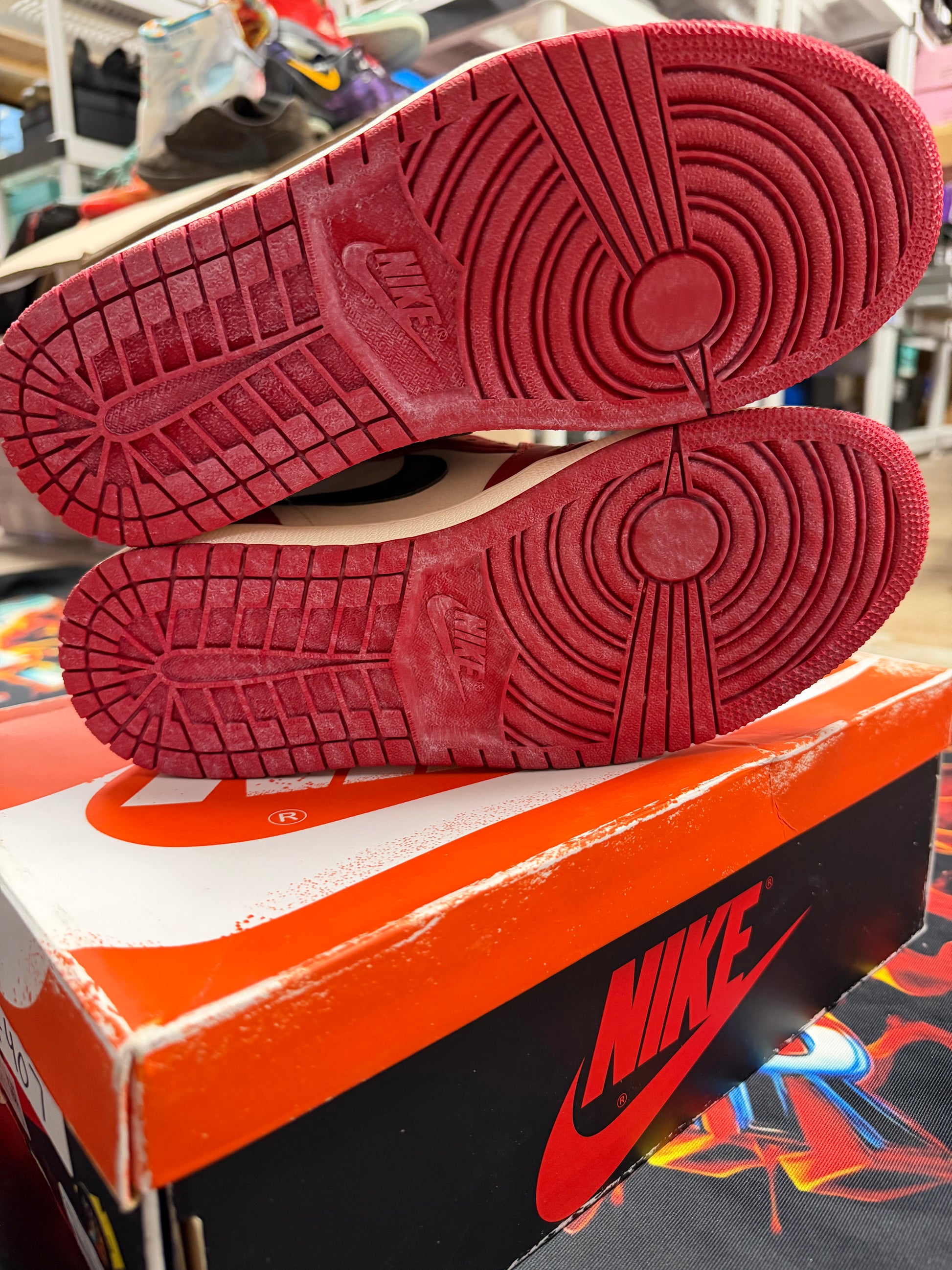 JORDAN 1 HIGH LOST AND FOUND