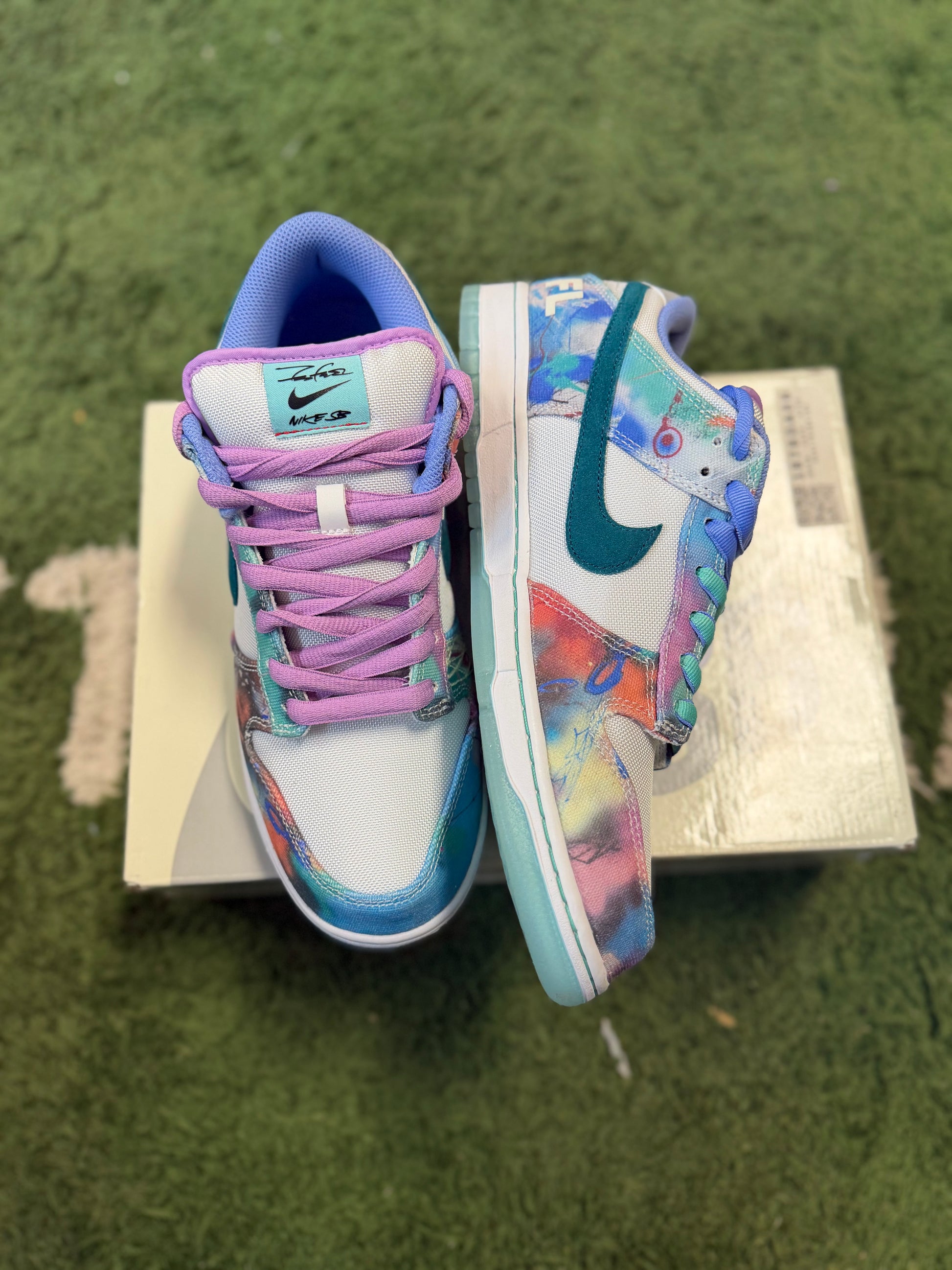 Nike SB Dunk Low Futura Laboratories Bleached Aqua