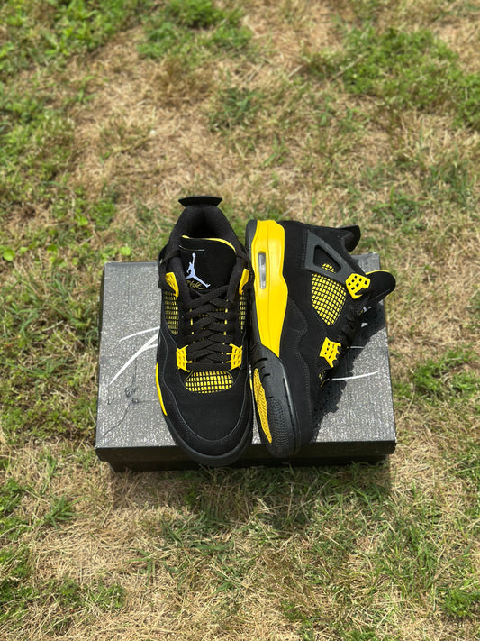 Jordan 4 “Yellow Thunder” Size 9M