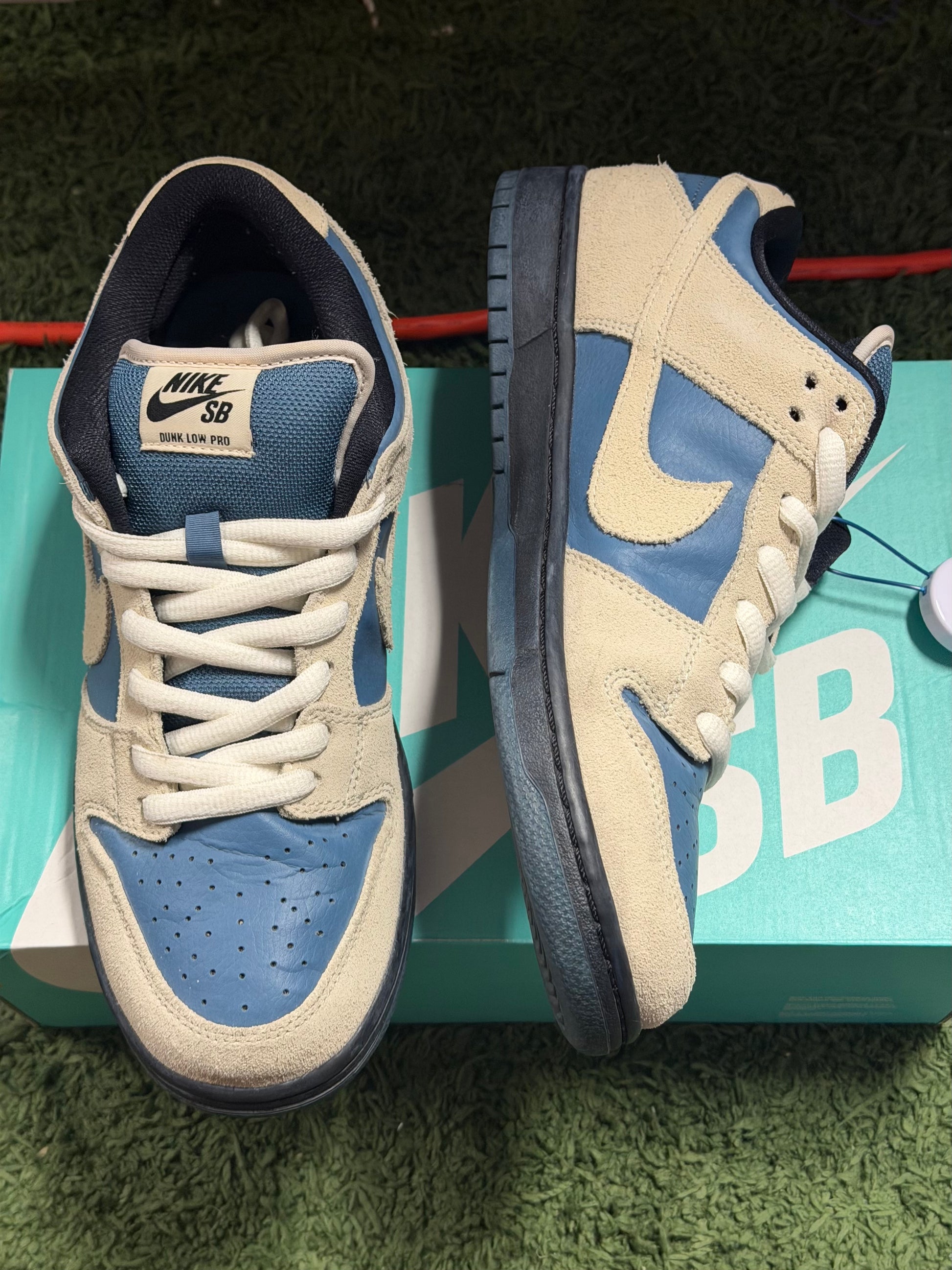 Nike SB Dunk Low Light Cream Thunderstorm