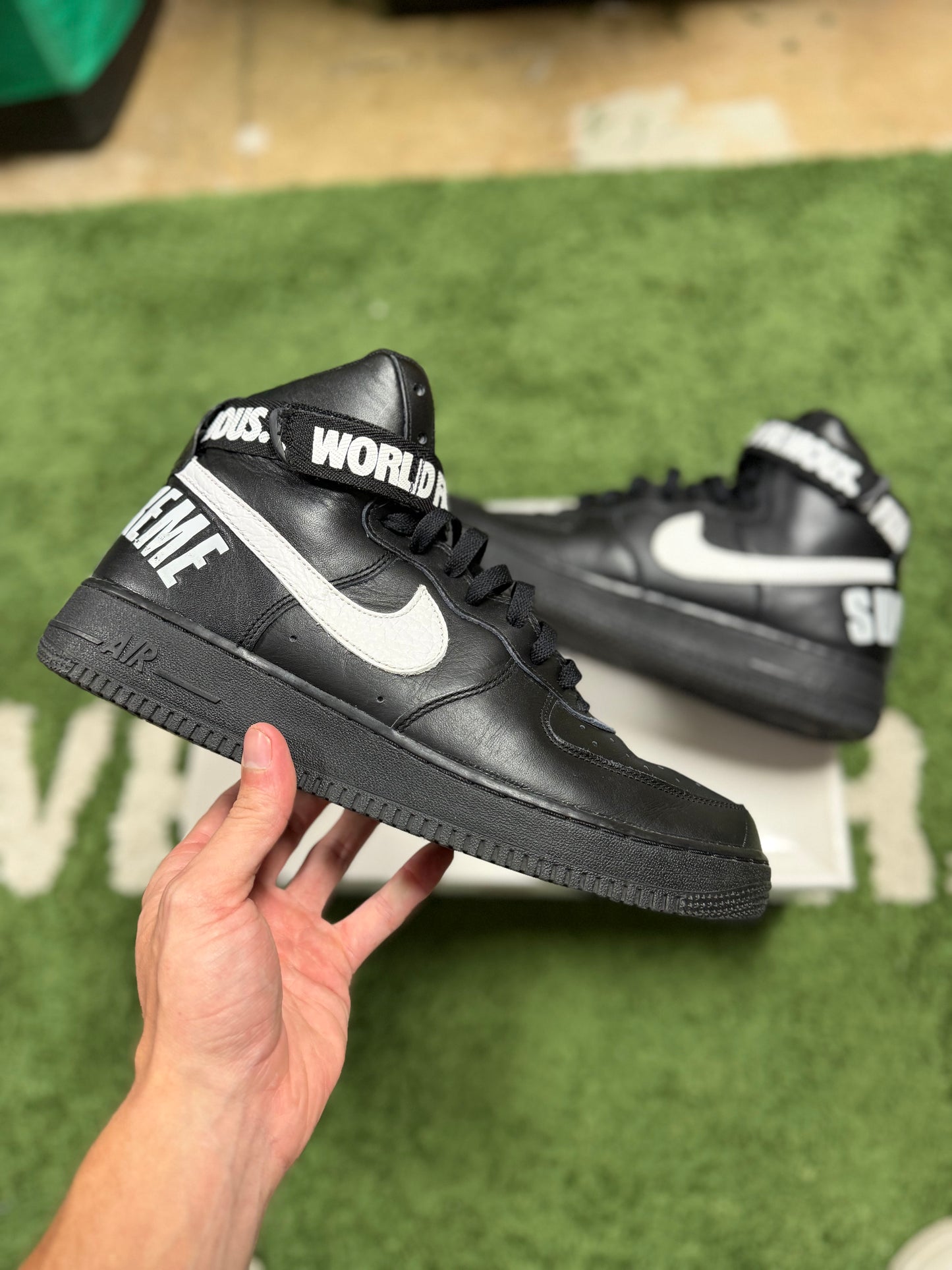 Nike Air Force 1 High Supreme World Famous Black