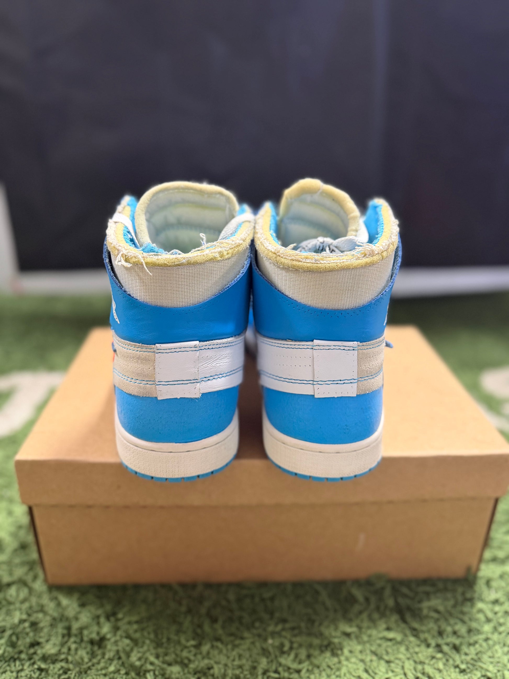 Jordan 1 Retro High Off-White University Blue