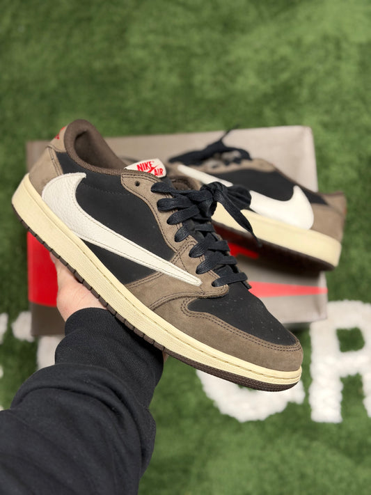 Jordan 1 Retro Low OG SP Travis Scott Mocha