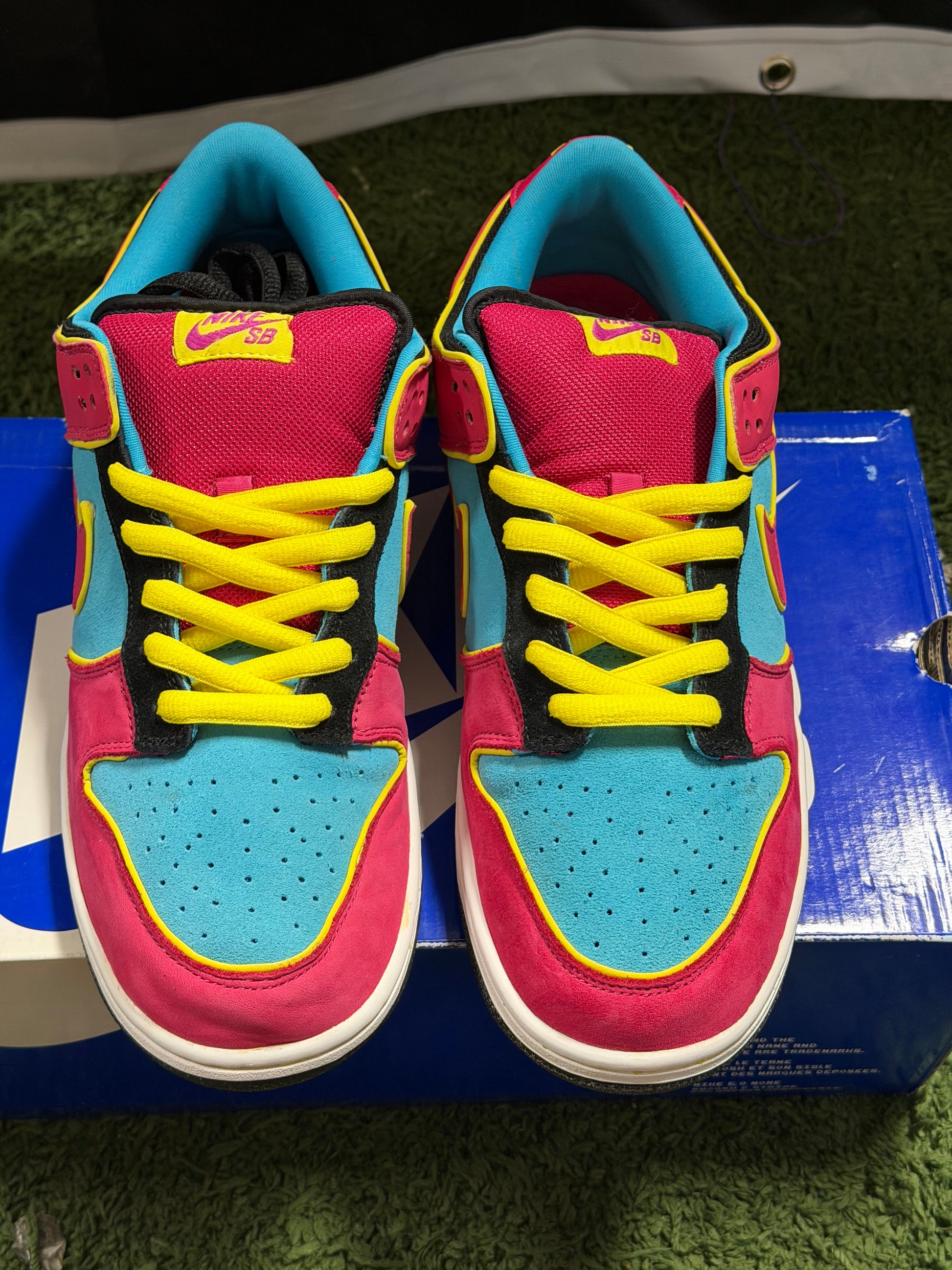 Nike SB Dunk Low Ms. Pacman