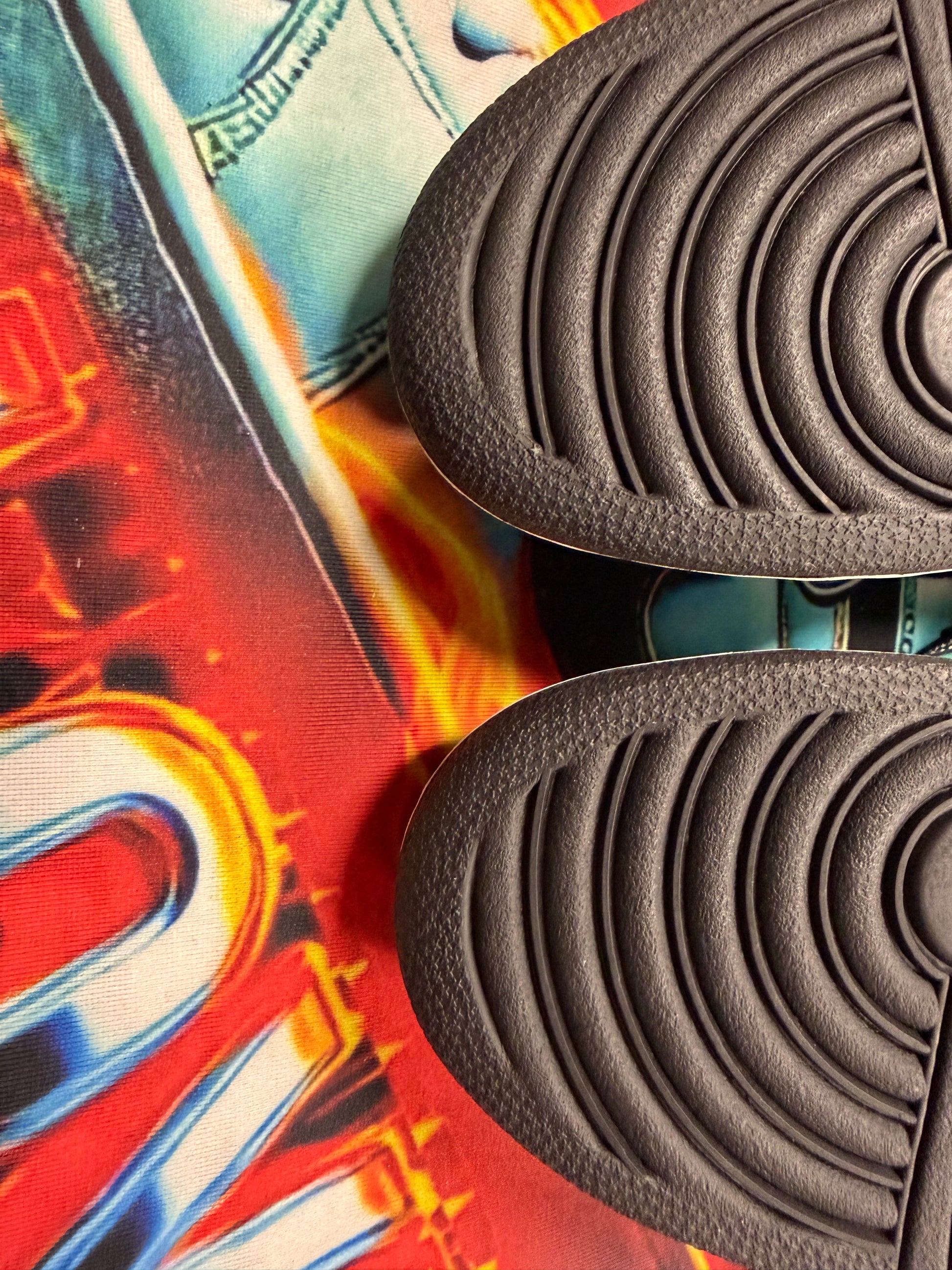 NIKE SB DUNK LOW DIAMOND SUPPLY CO.