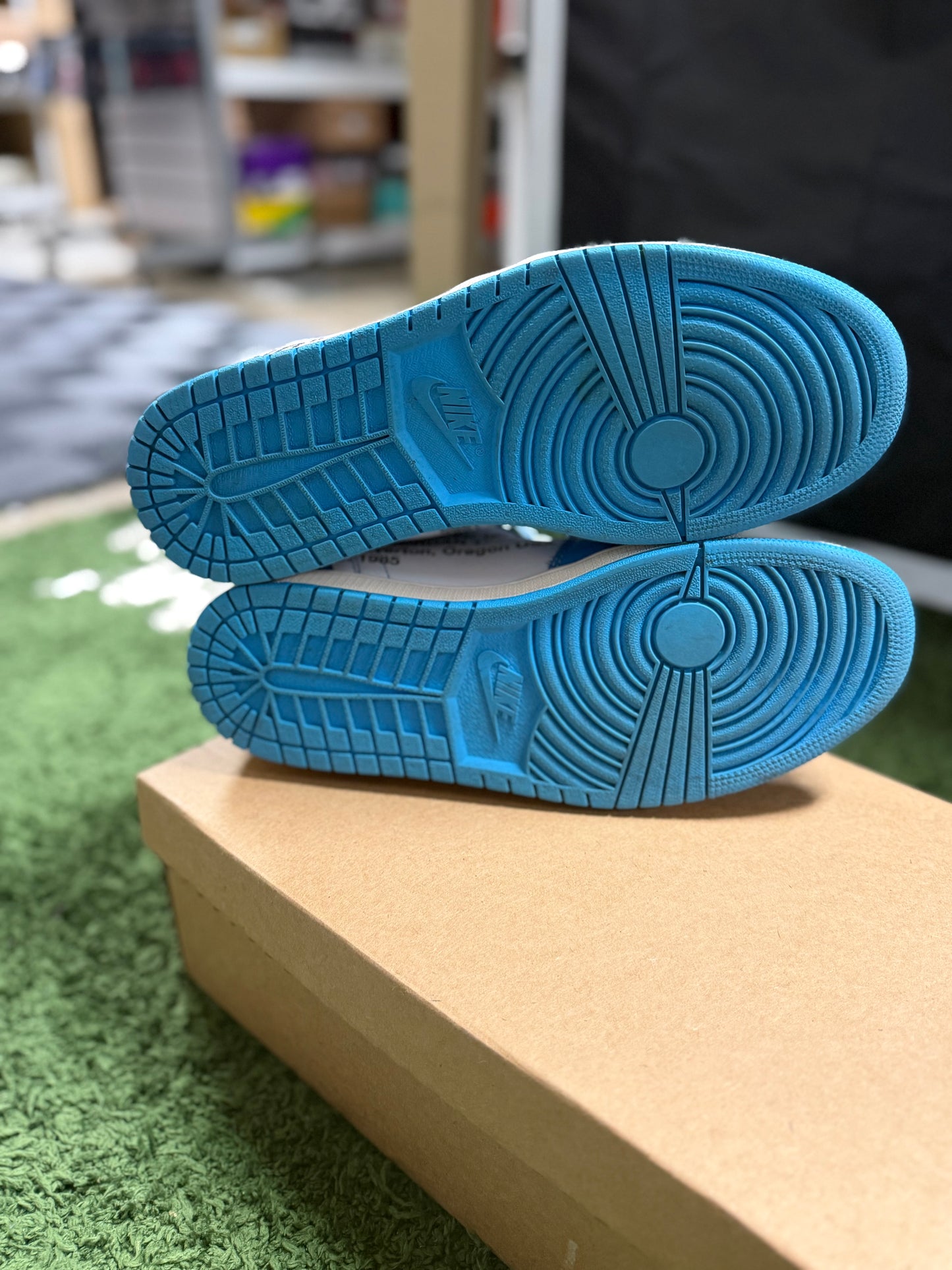Jordan 1 Retro High Off-White University Blue
