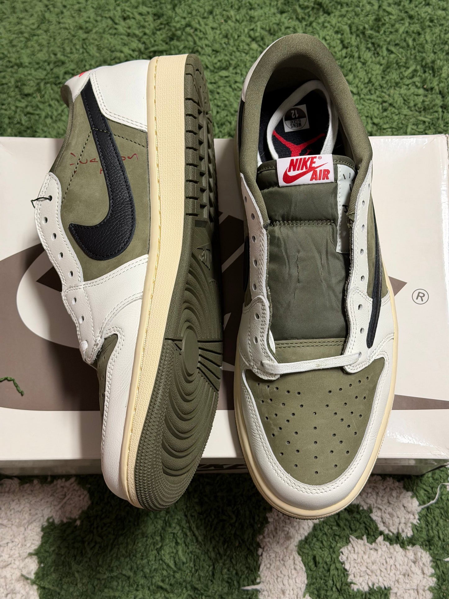 Jordan 1 Retro Low OG SP Travis Scott Medium Olive