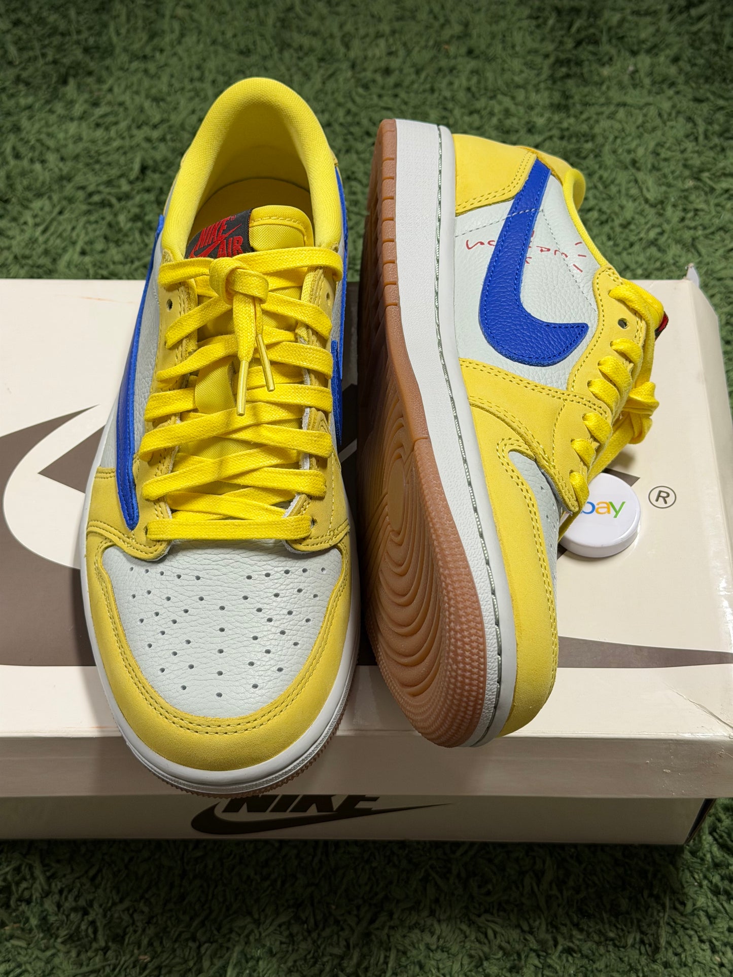 Jordan 1 Retro Low OG SP Travis Scott Canary (Women's)