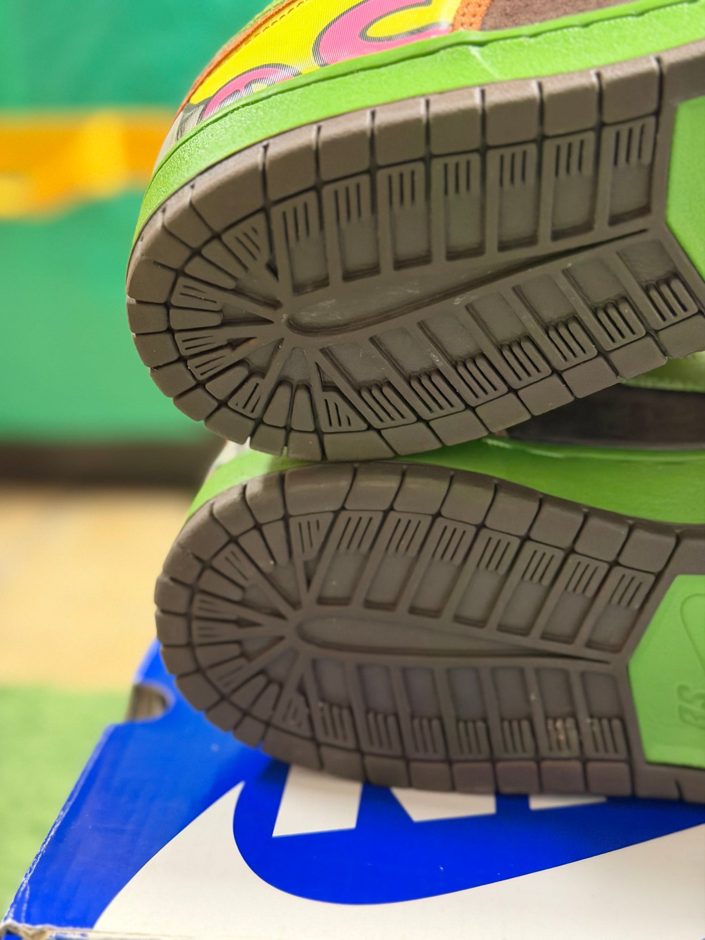 Nike SB Dunk Low De La Soul (2015)