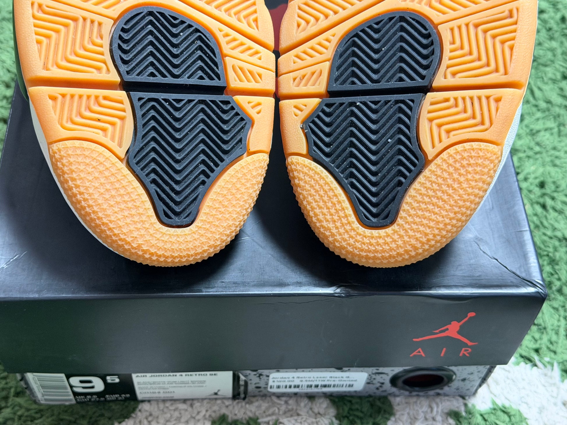 Jordan 4 Retro Laser Black Gum