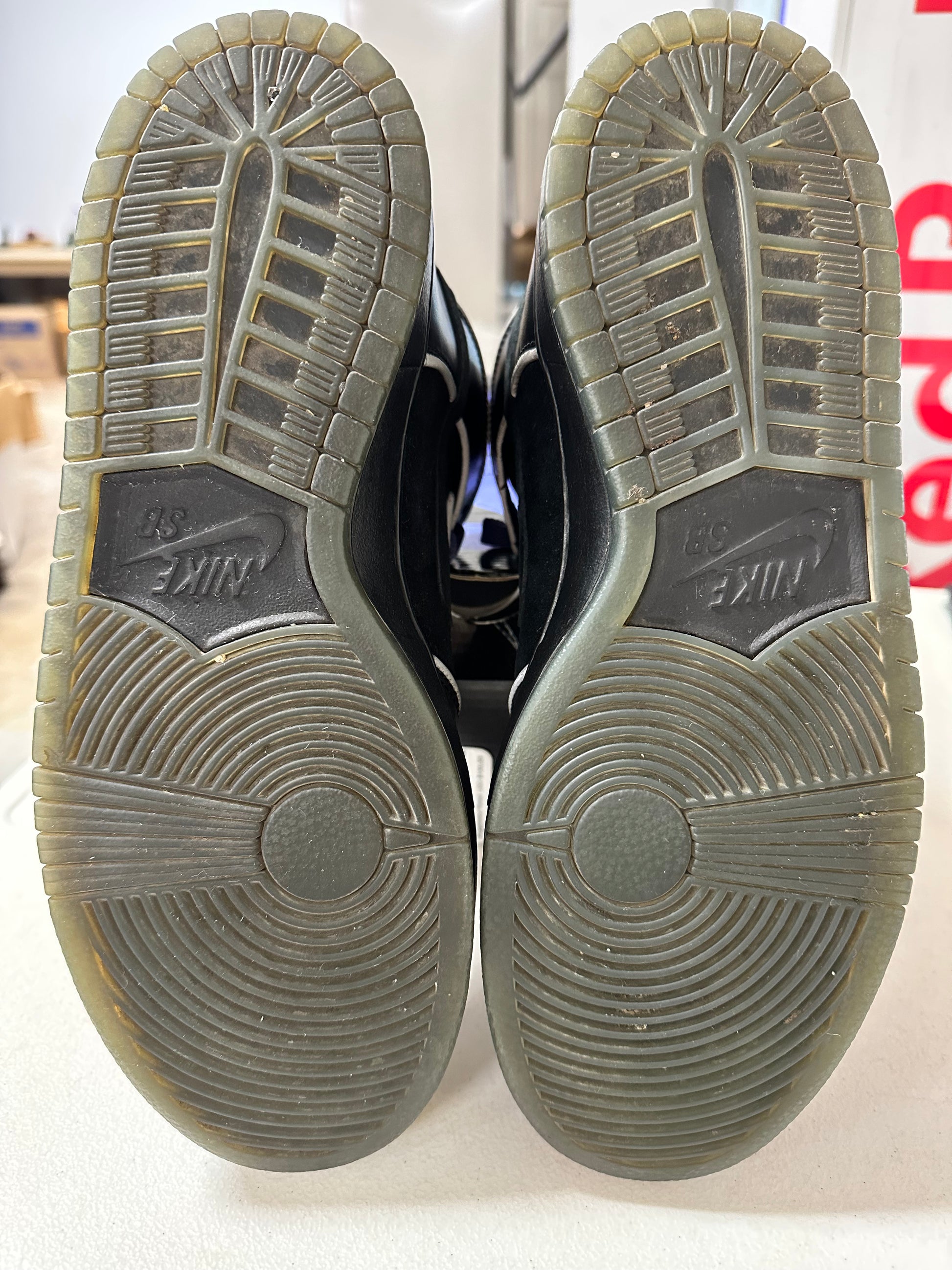 Nike SB Dunk High Black Purple Box