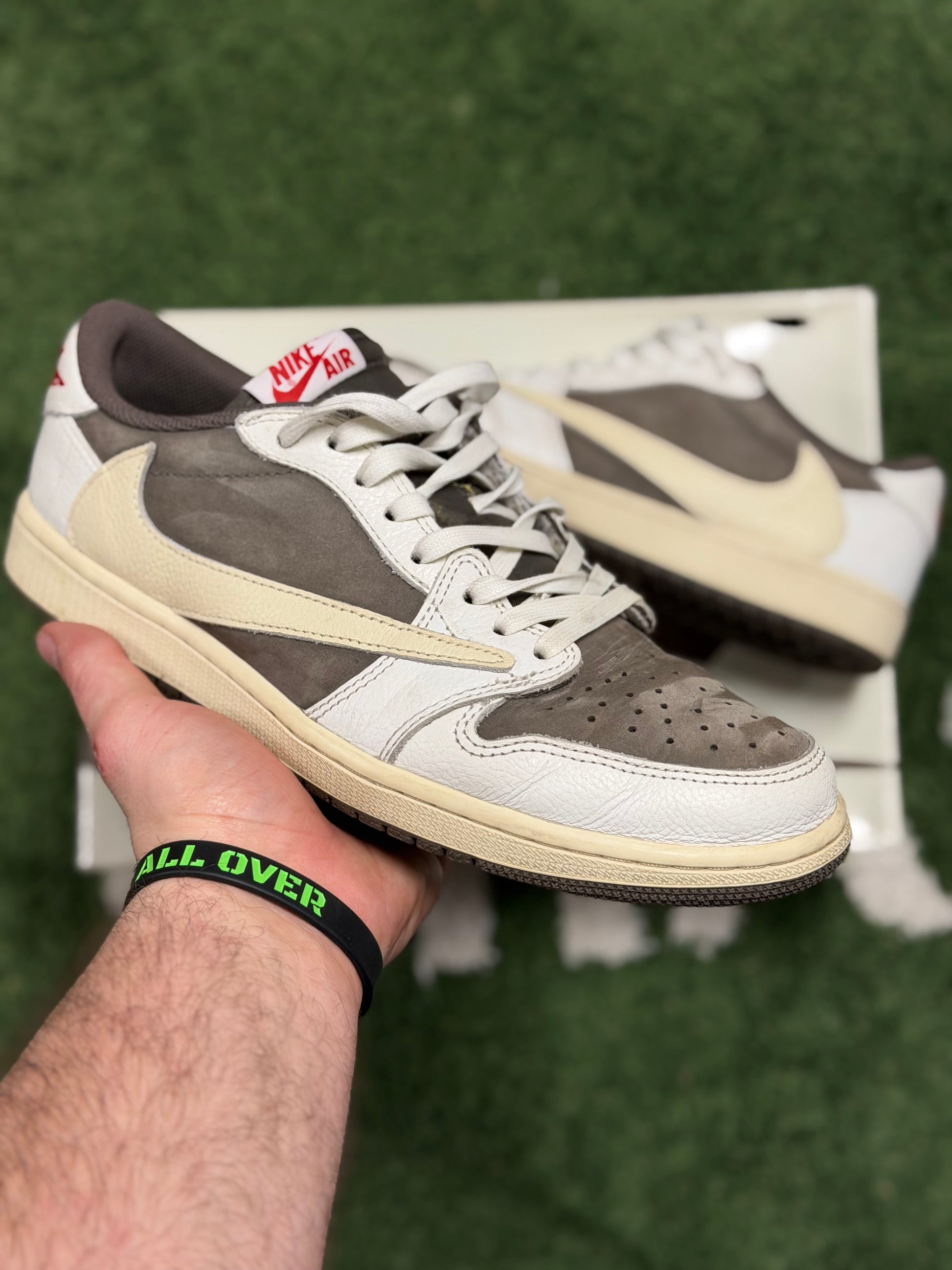 Jordan 1 Retro Low OG SP Travis Scott Reverse Mocha