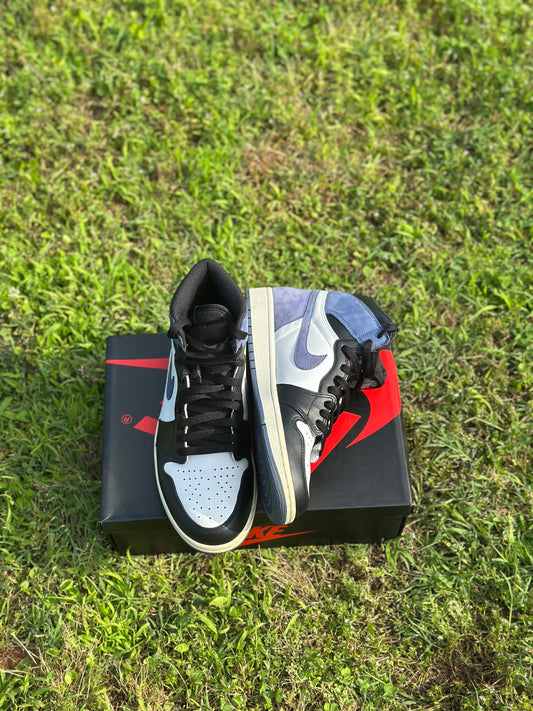 Jordan 1 High “Blue Moon” Size 8.5M