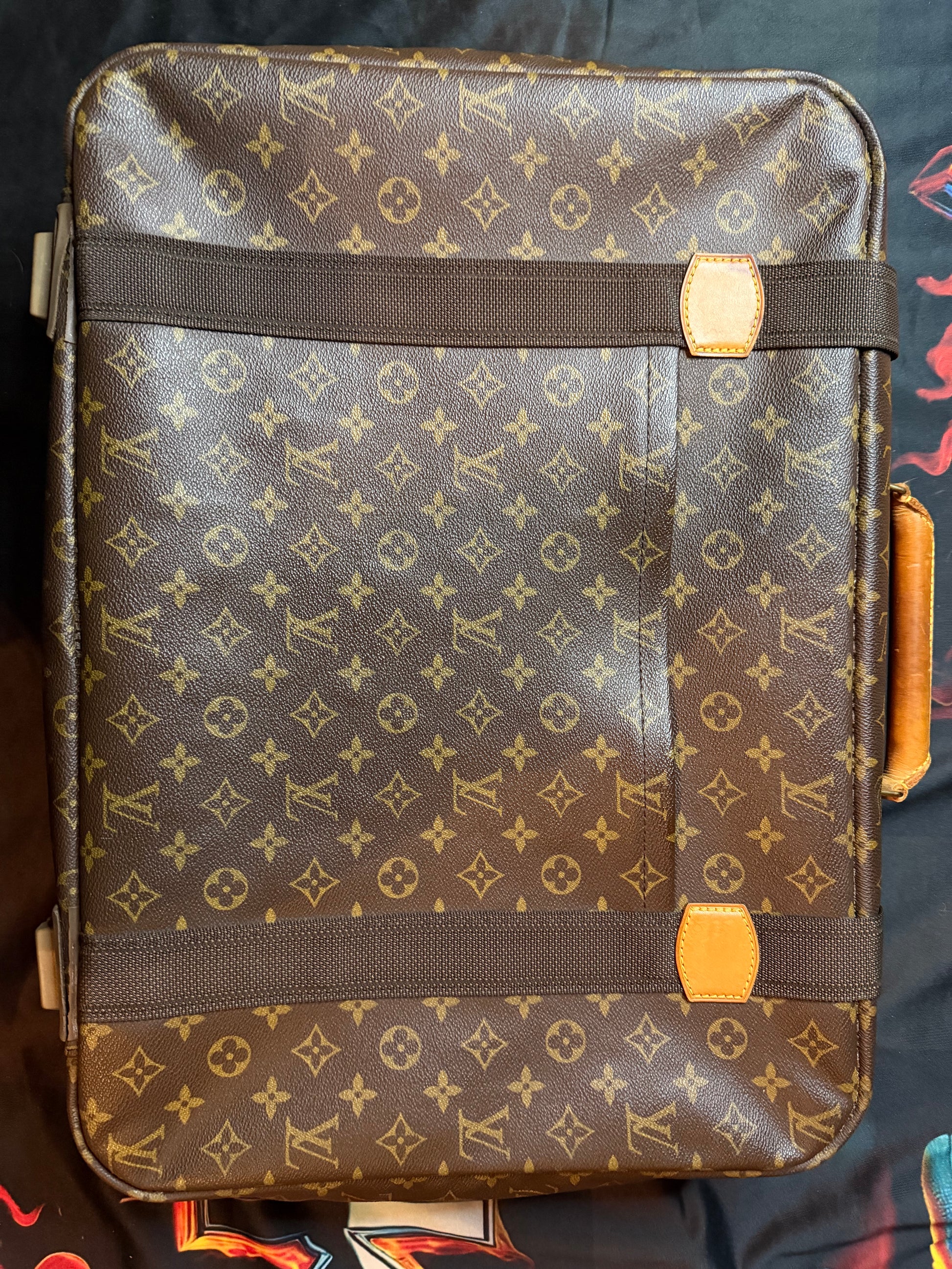 LOUIS VUITTION MONOGRAM SATELITE 53 SUITCASE