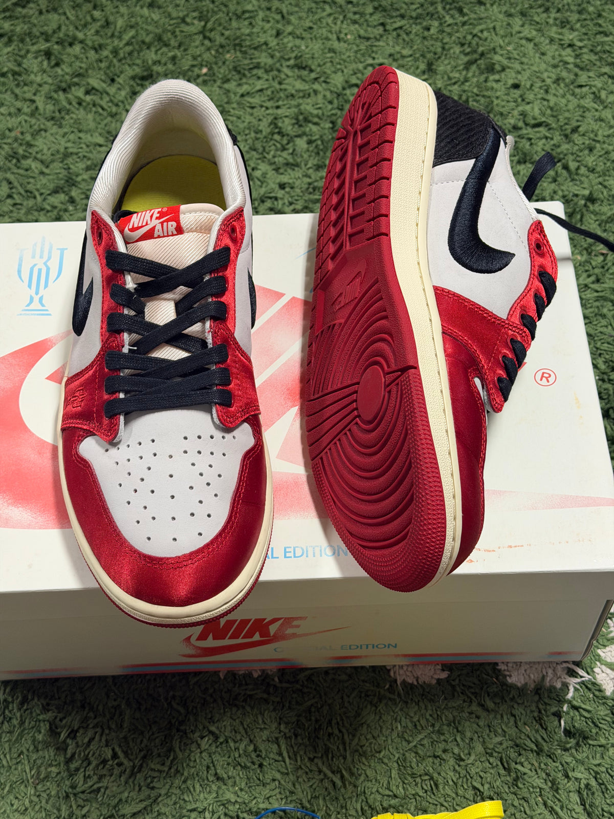 Jordan 1 Retro Low OG Trophy Room Rookie Card Away