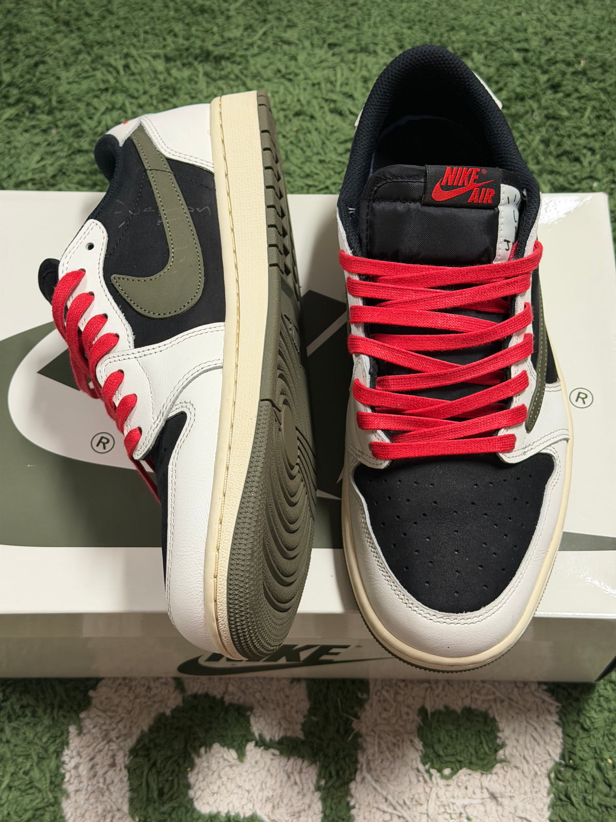Jordan 1 Retro Low OG SP Travis Scott Olive (Women's)