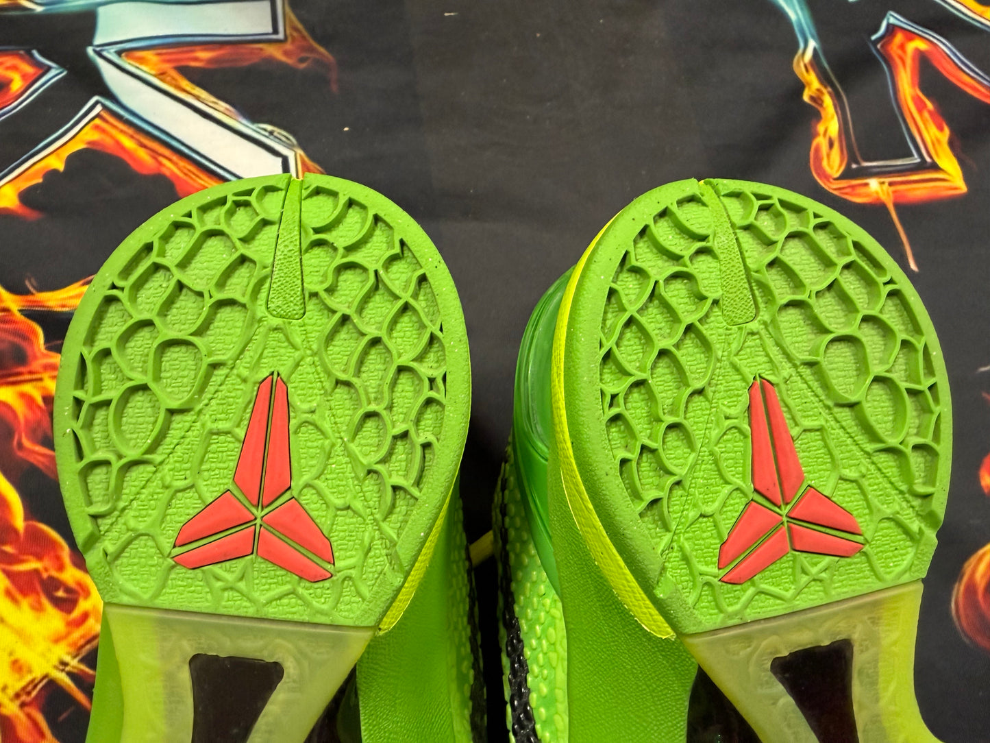 NIKE KOBE 6 GRINCH