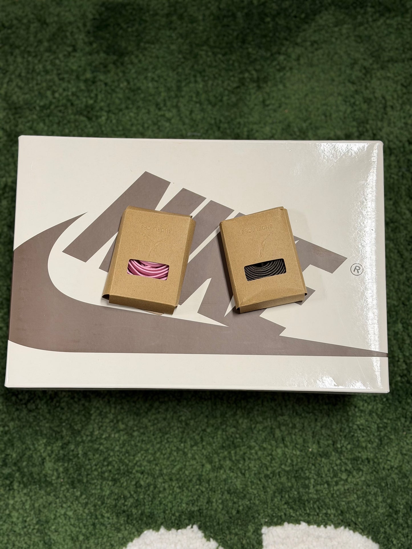 Jordan 1 Retro Low OG SP Travis Scott Velvet Brown