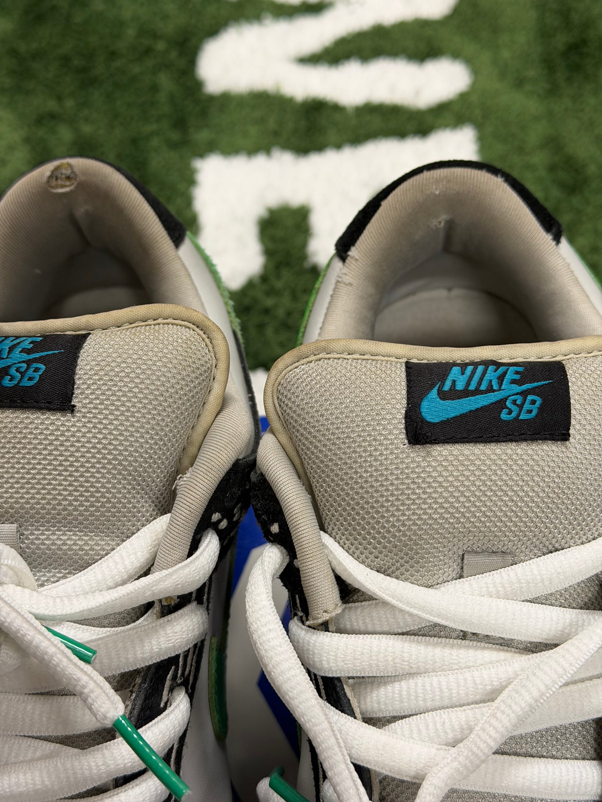 Nike SB Dunk Low Loon