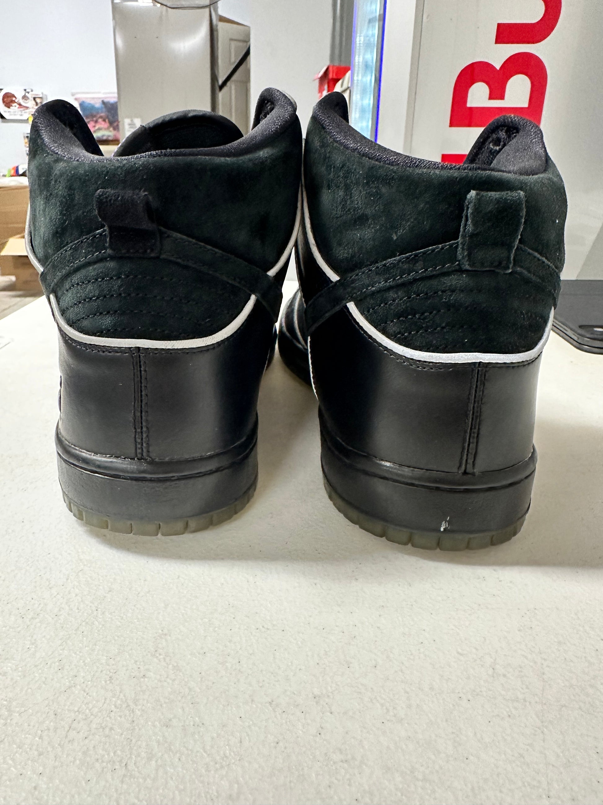 Nike SB Dunk High Black Purple Box