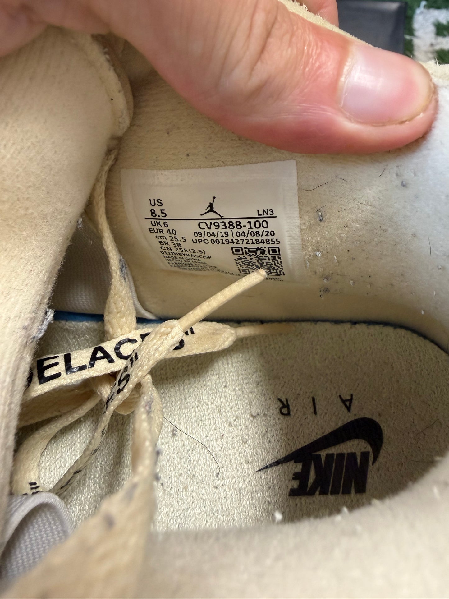 Jordan 4 Retro Off-White Sail (Women's)