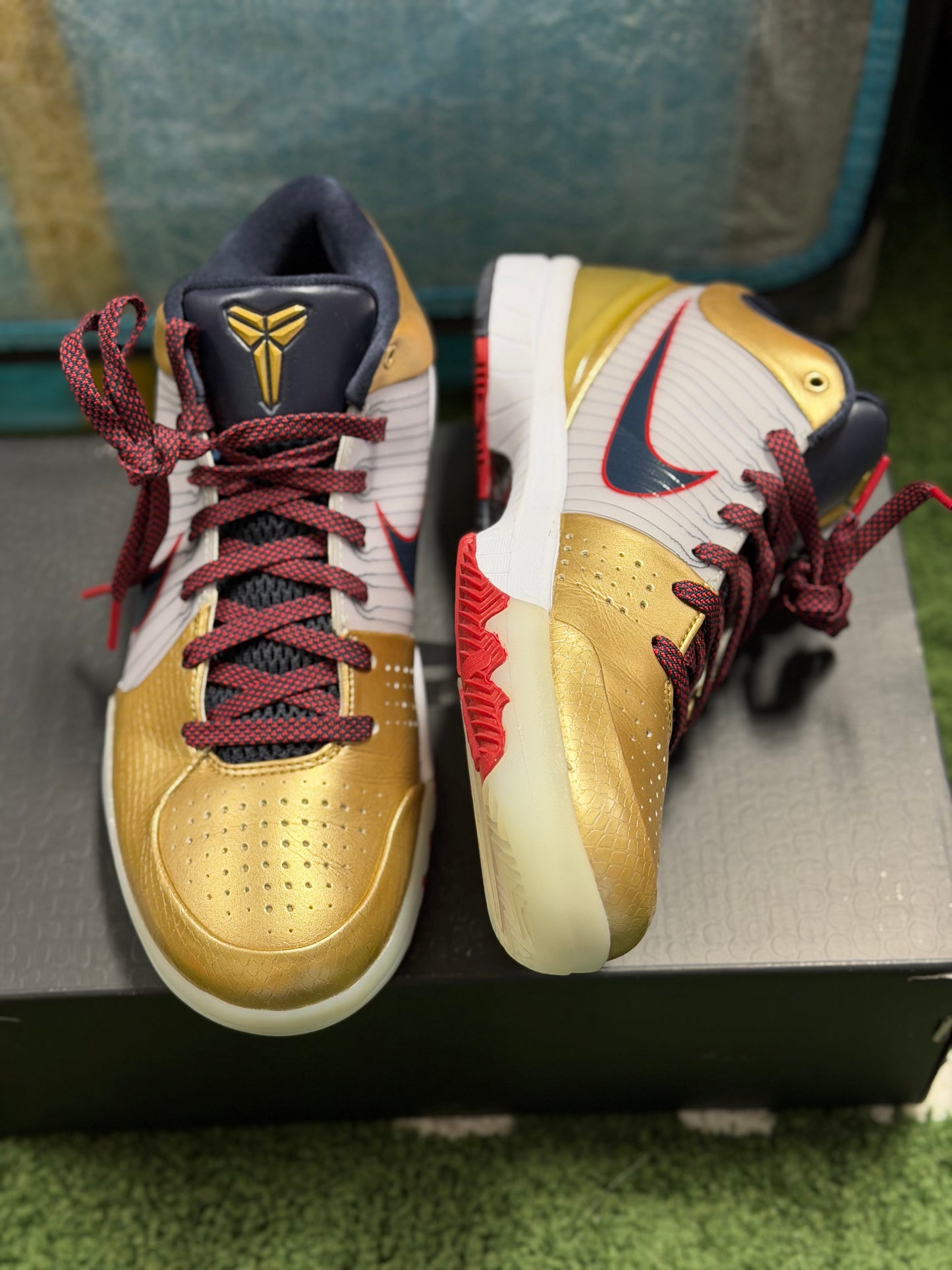 NIKE KOBE 4 GOLD MEDAL (2024)