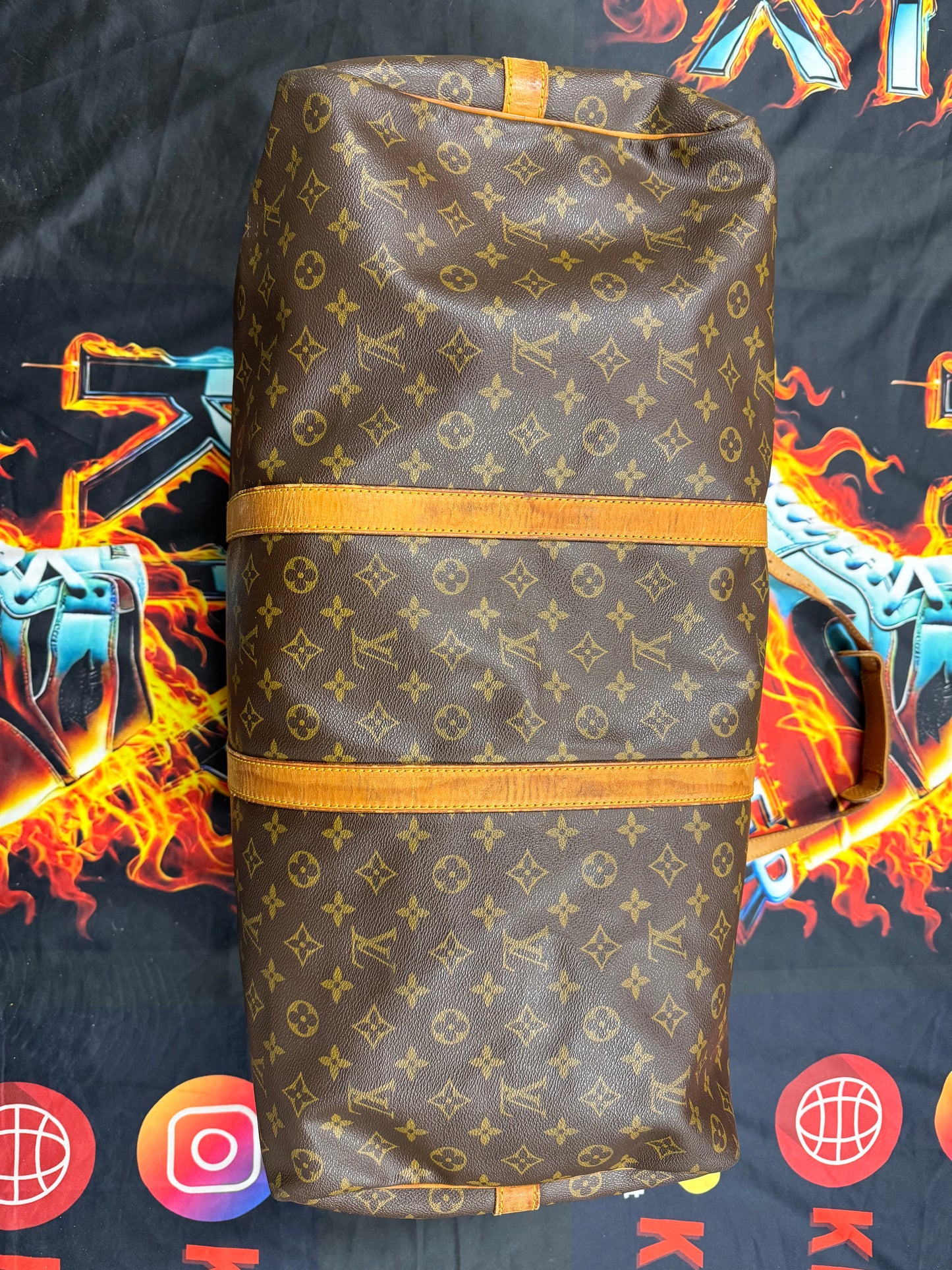 LOUIS VUITTON 60 MONOGRAM DUFFLE