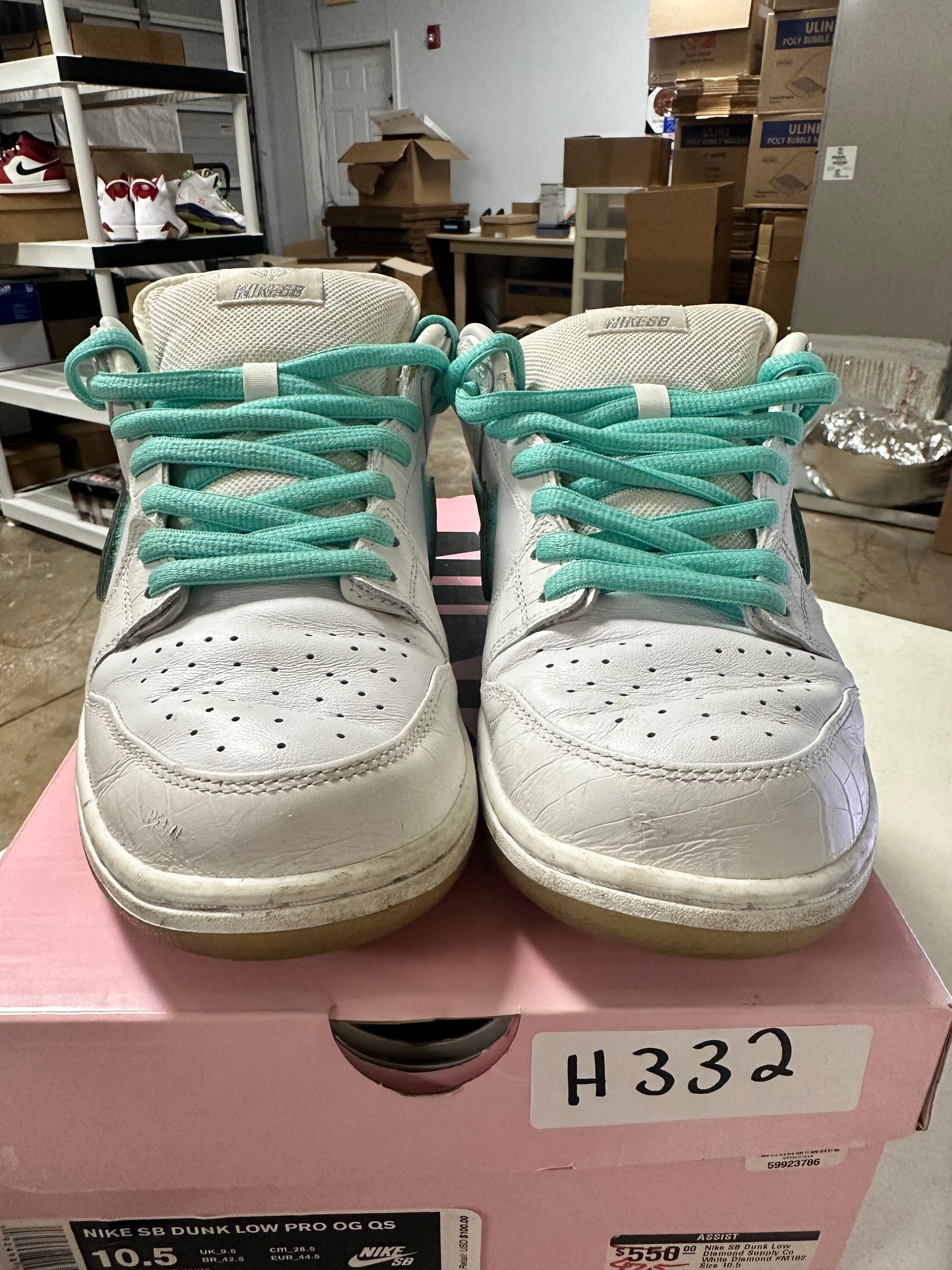 NIKE SB DUNK LOW DIAMOND SUPPLY CO. WHITE