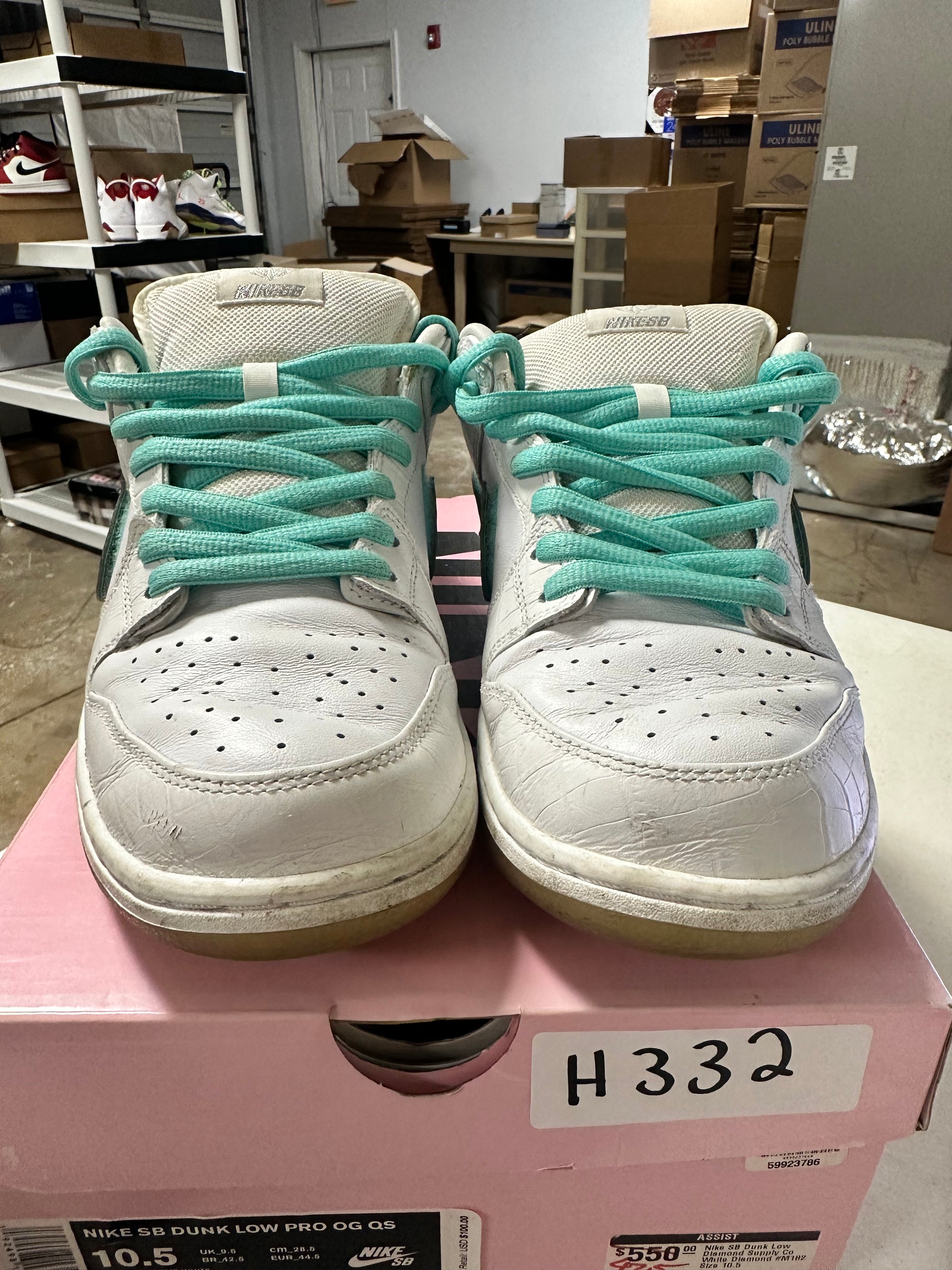 NIKE SB DUNK LOW DIAMOND SUPPLY CO. WHITE