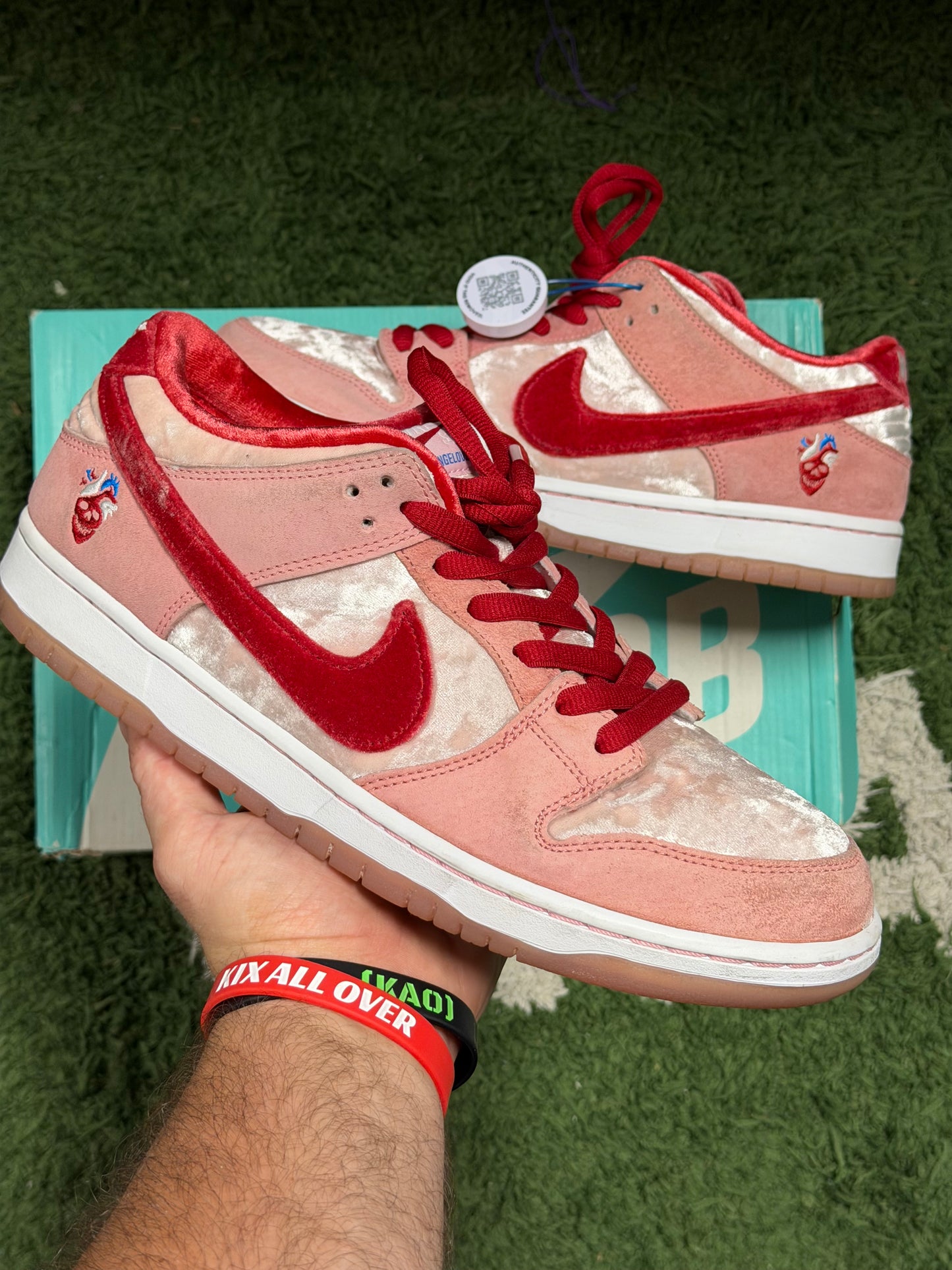 Nike SB Dunk Low StrangeLove Skateboards