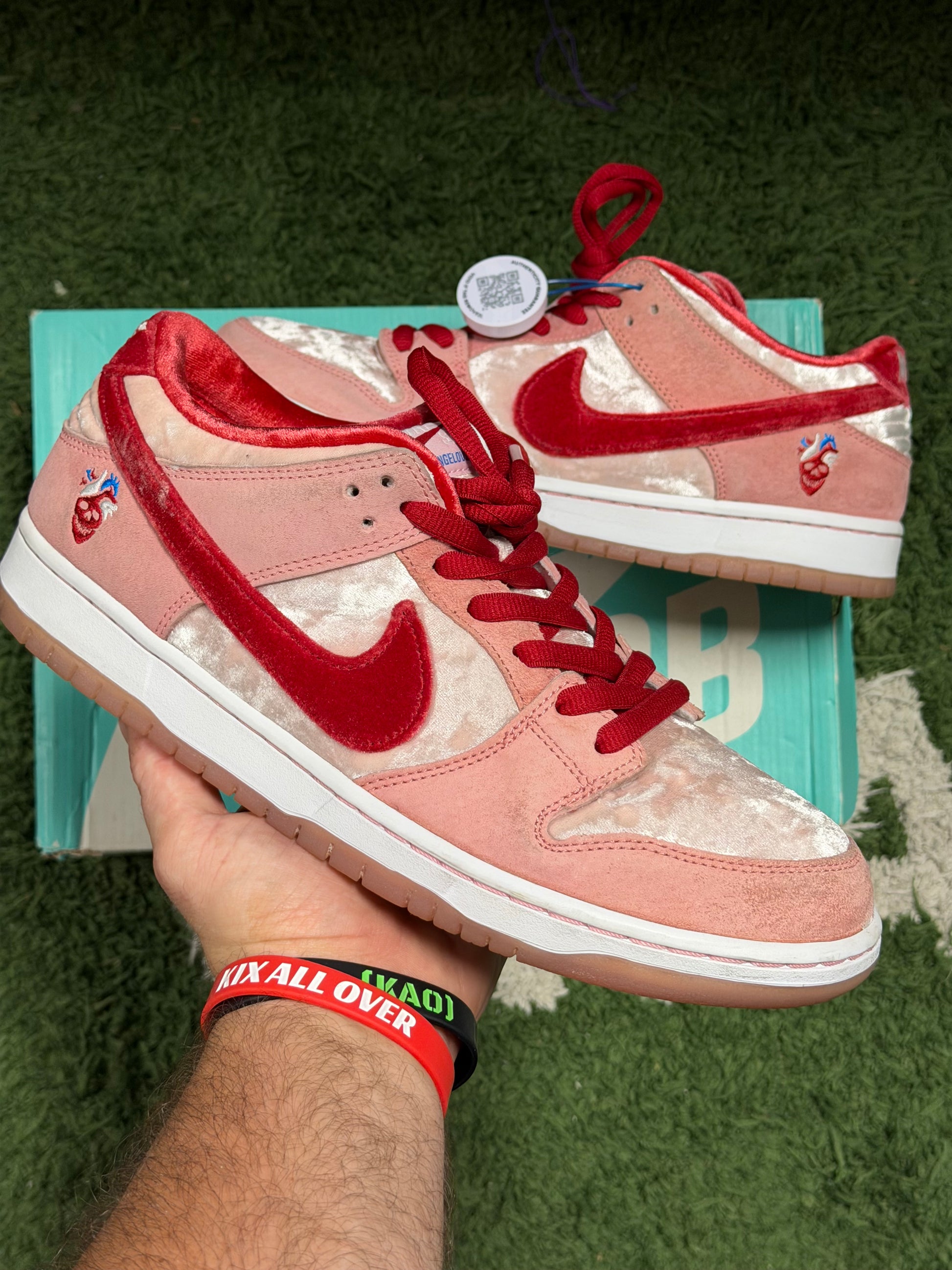 Nike SB Dunk Low StrangeLove Skateboards