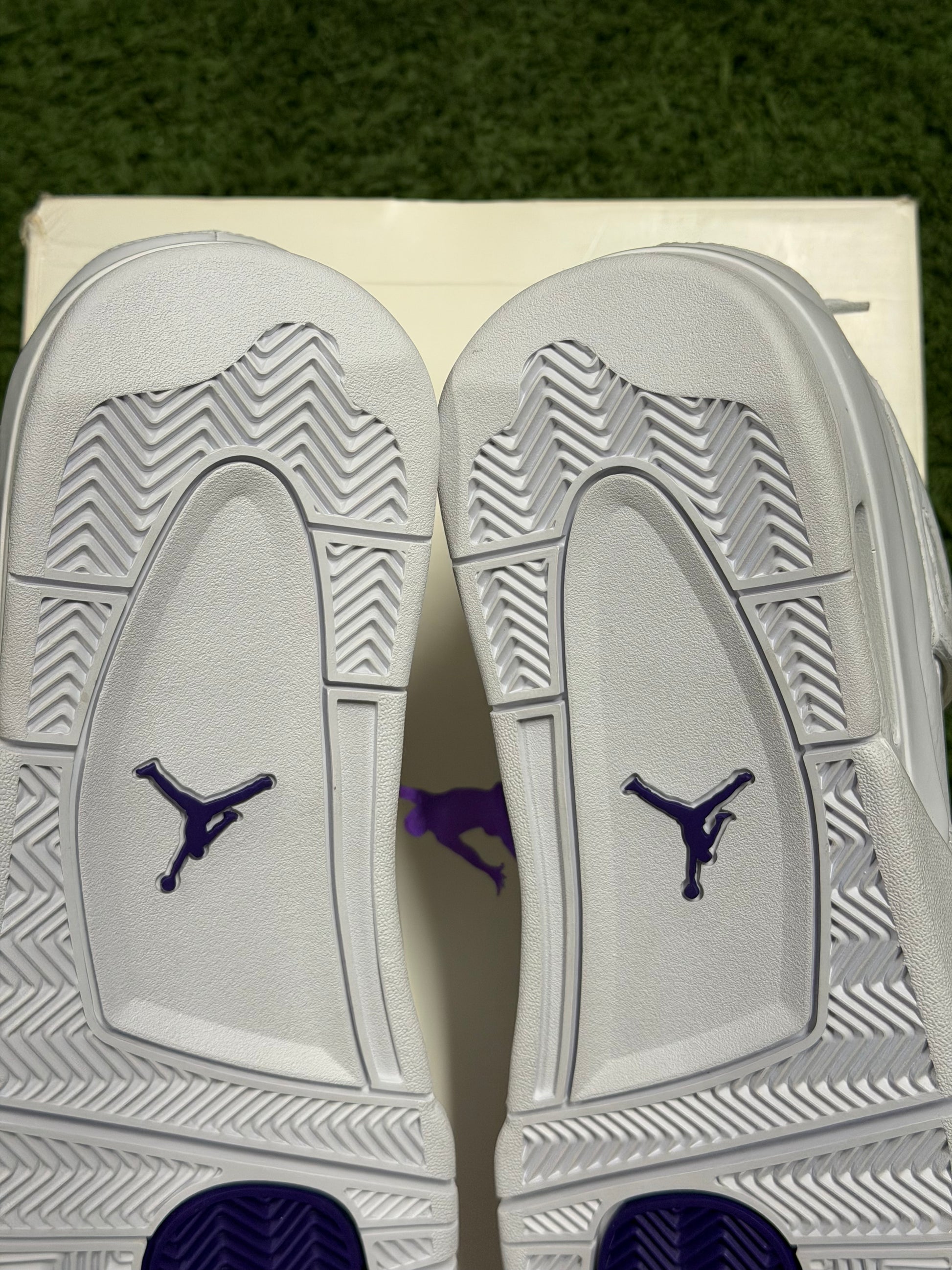 Jordan 4 Retro Metallic Purple
