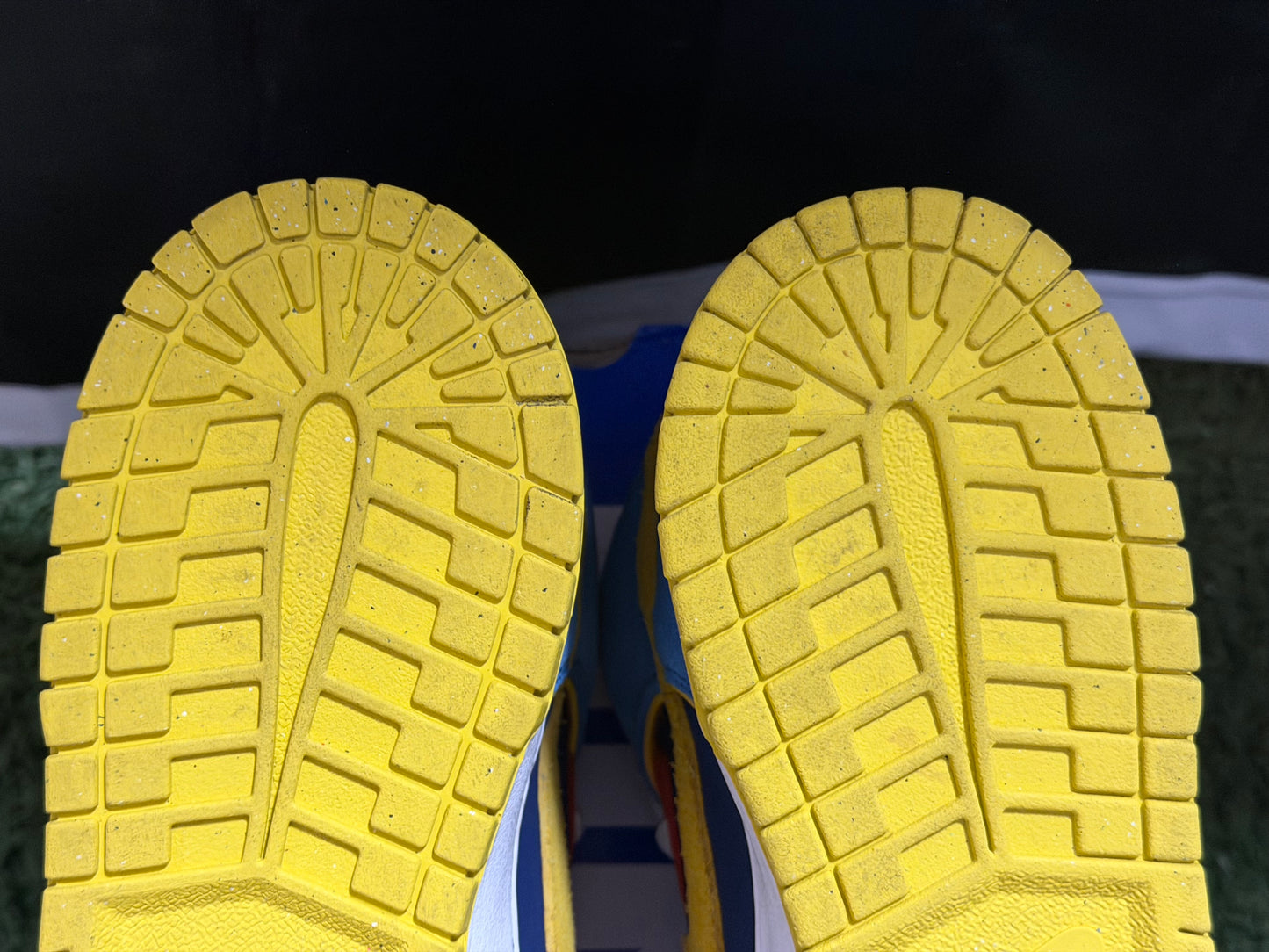 Nike SB Dunk High Pacman