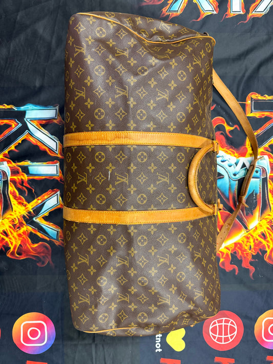 LOUIS VUITTON 60 MONOGRAM DUFFLE