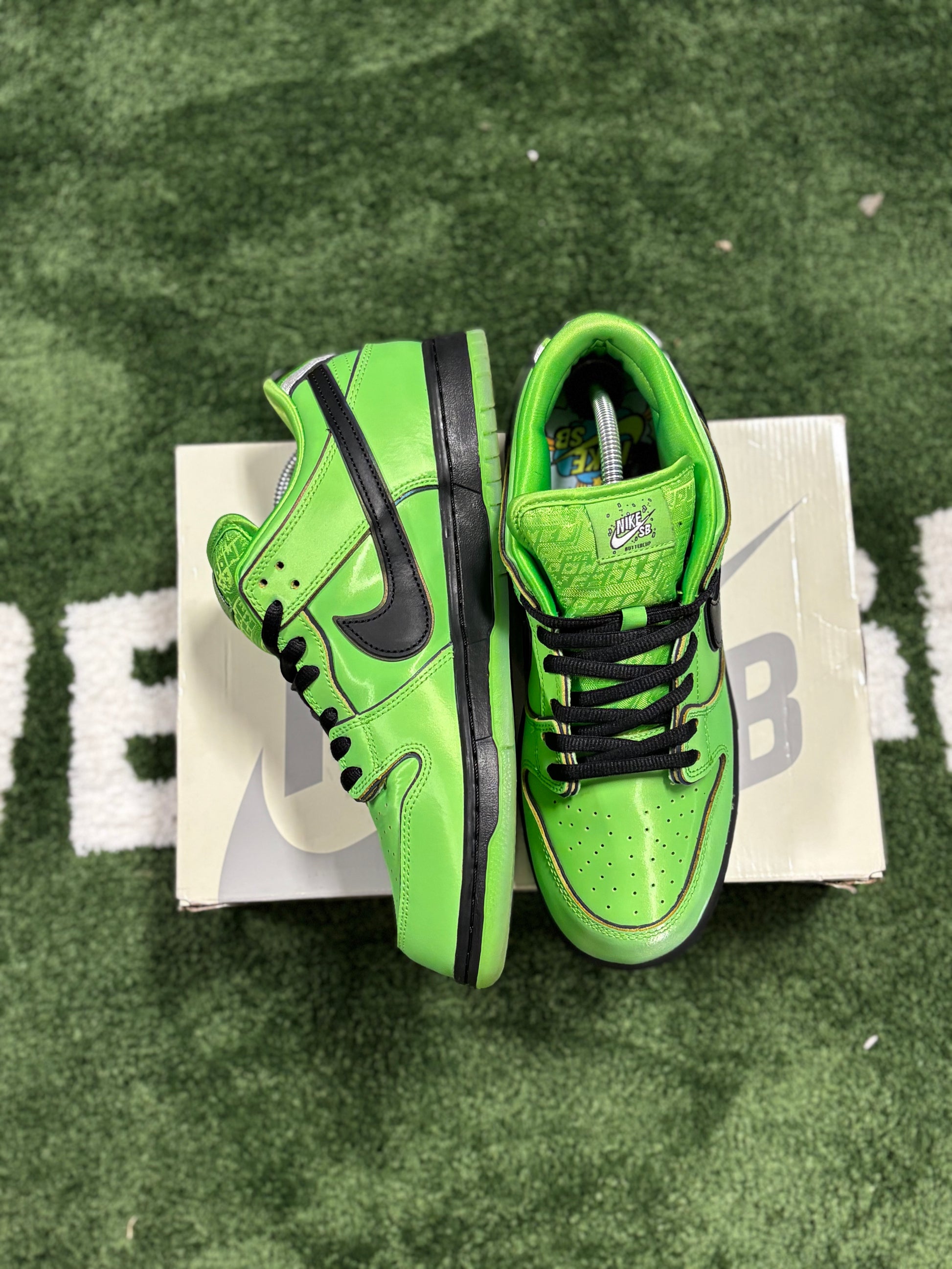 Nike SB Dunk Low The Powerpuff Girls Buttercup