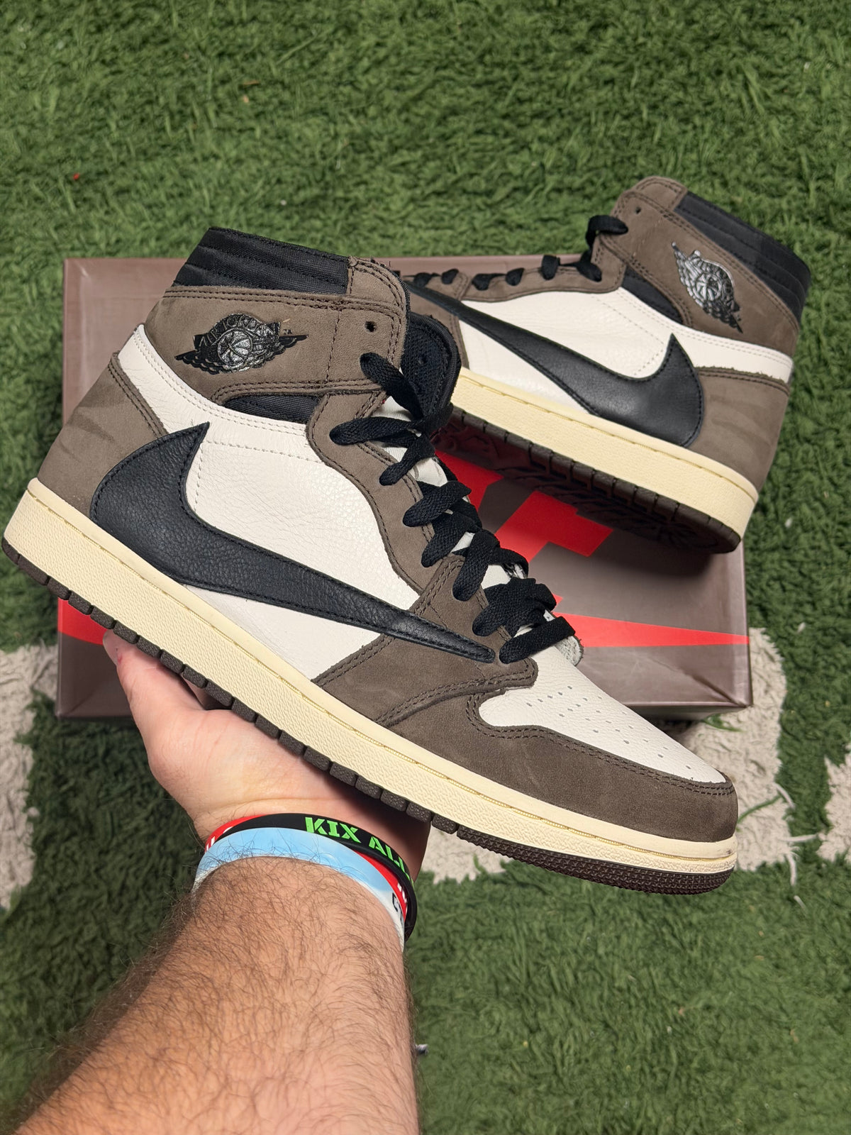 Jordan 1 Retro High OG SP Travis Scott Mocha