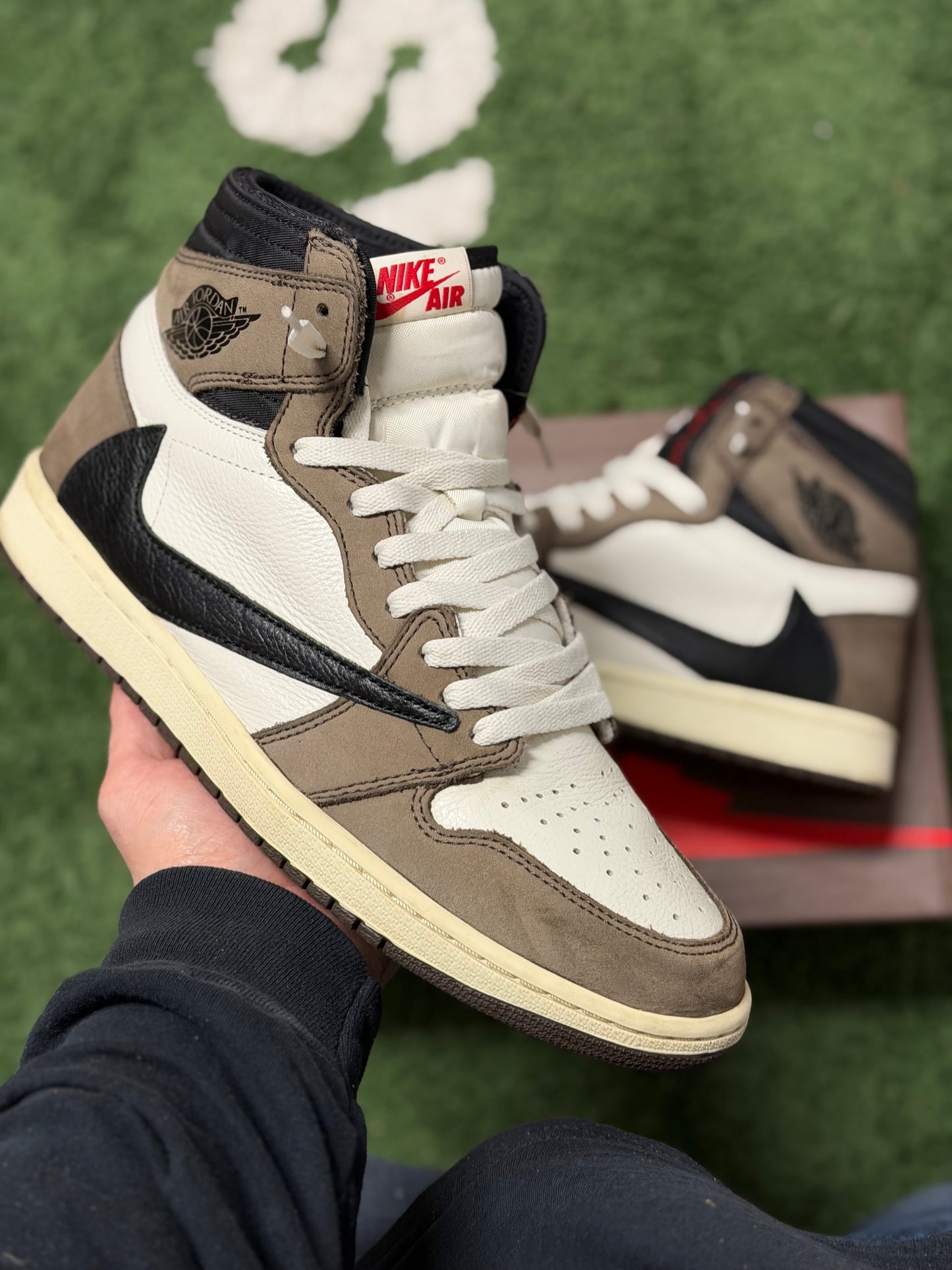 Jordan 1 Retro High OG SP Travis Scott Mocha