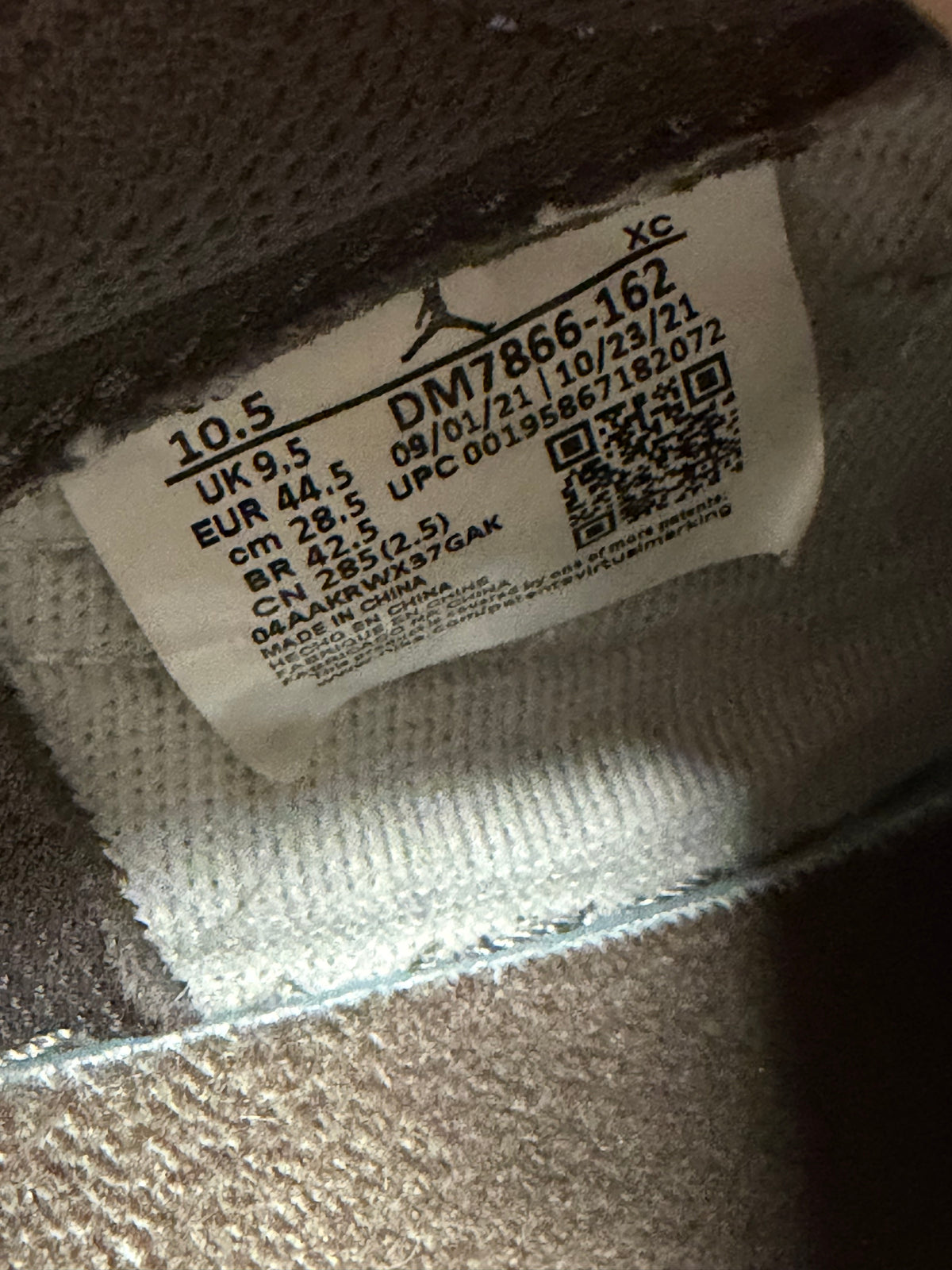 Jordan 1 Retro Low OG SP Travis Scott Reverse Mocha