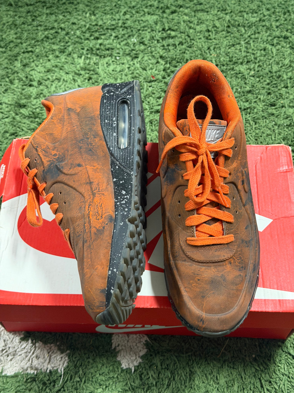Nike Air Max 90 Mars Landing